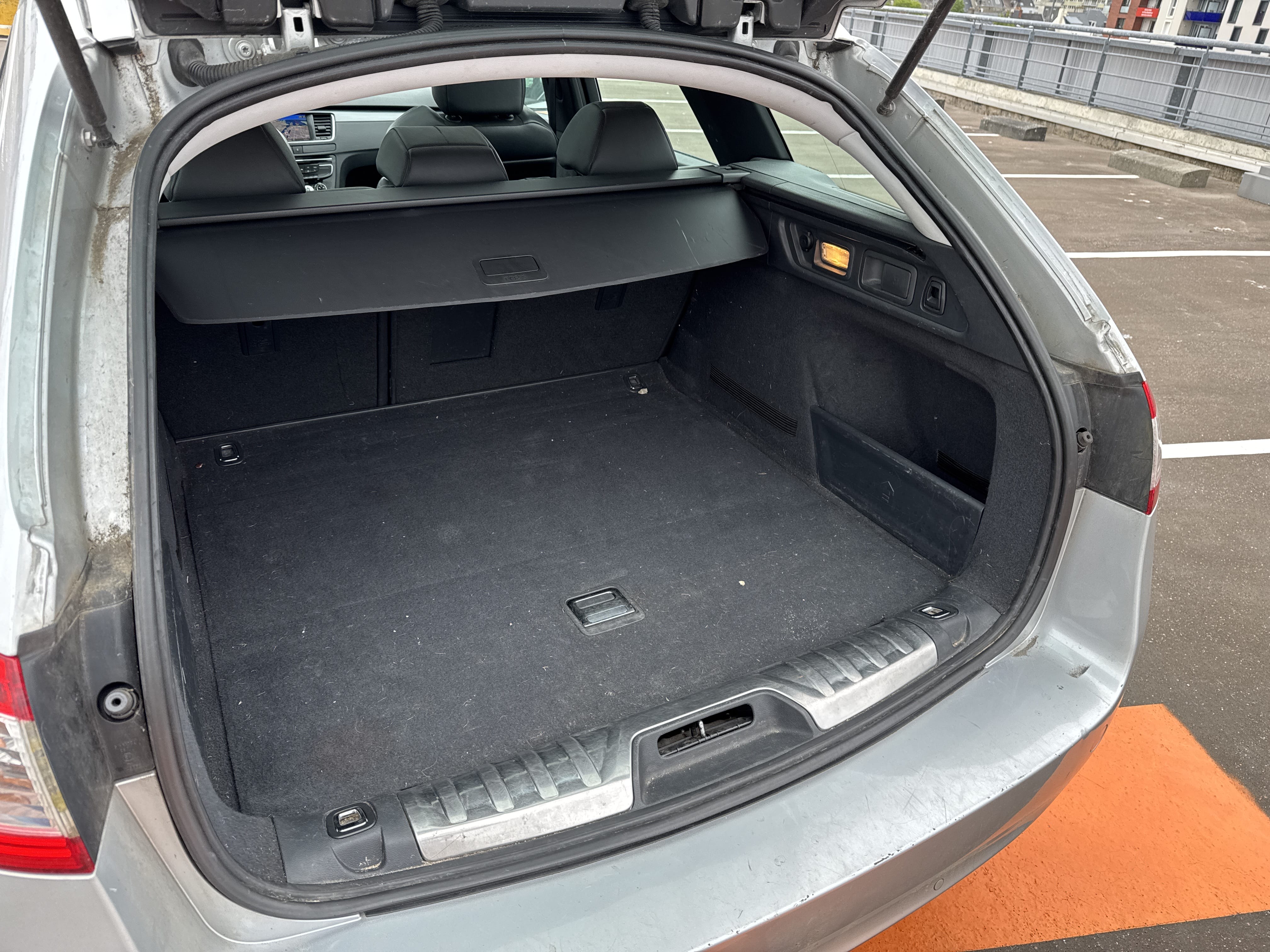Peugeot 508 SW avec Siège bébé