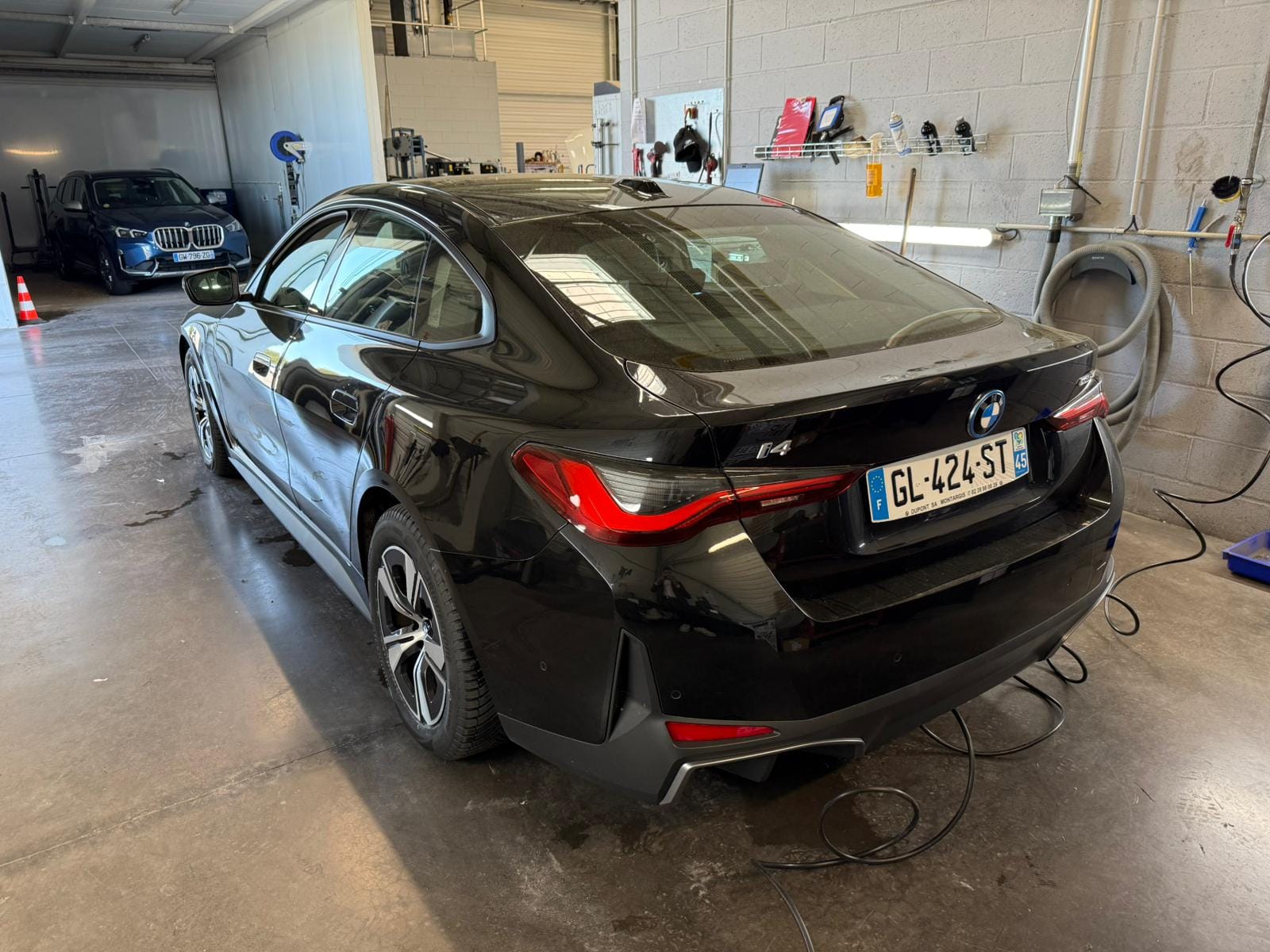 BMW i4 edrive 35 avec Climatisation