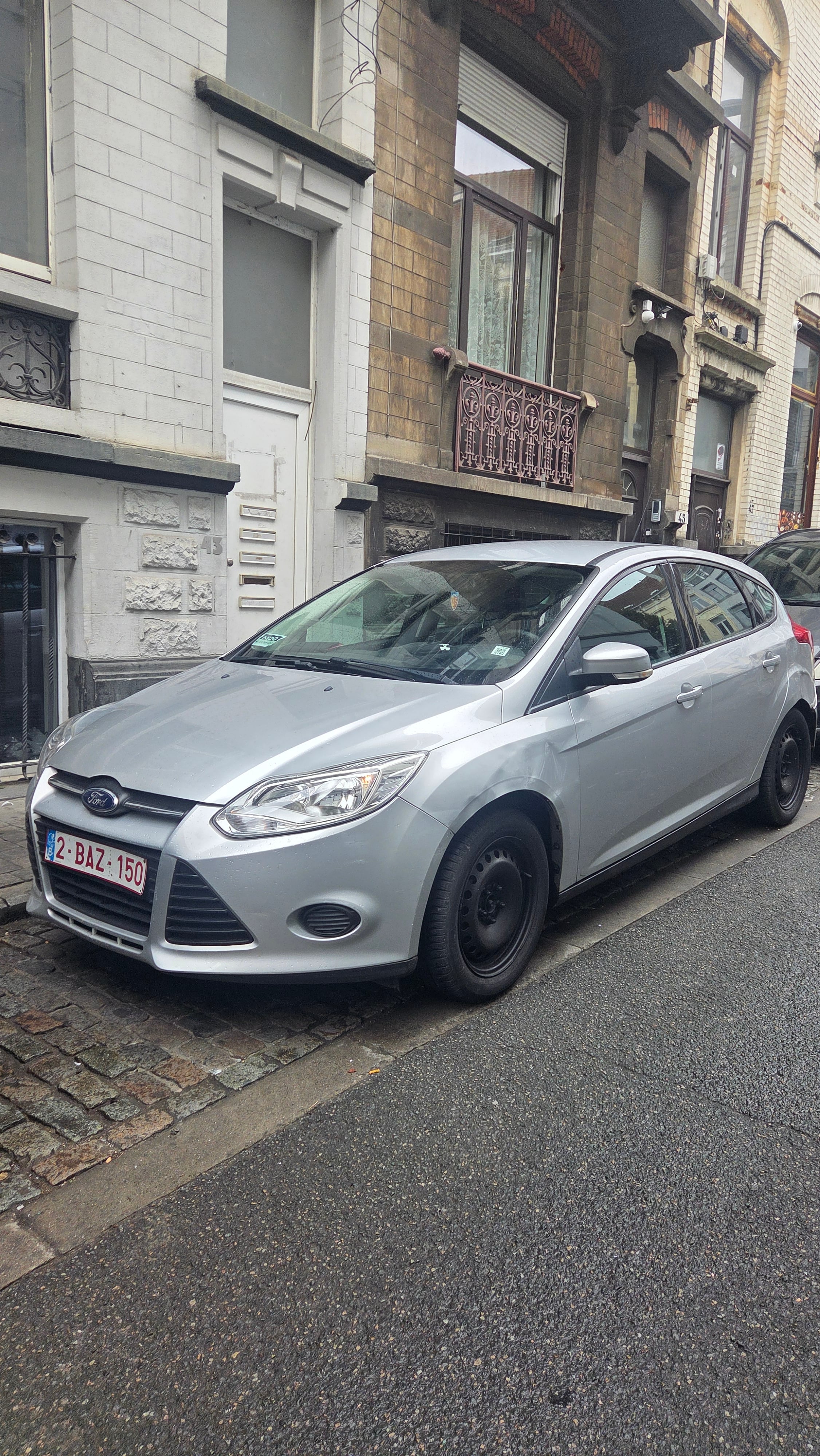 Ford Focus 1.6 essence, 2012, Euro 95 (E10)
