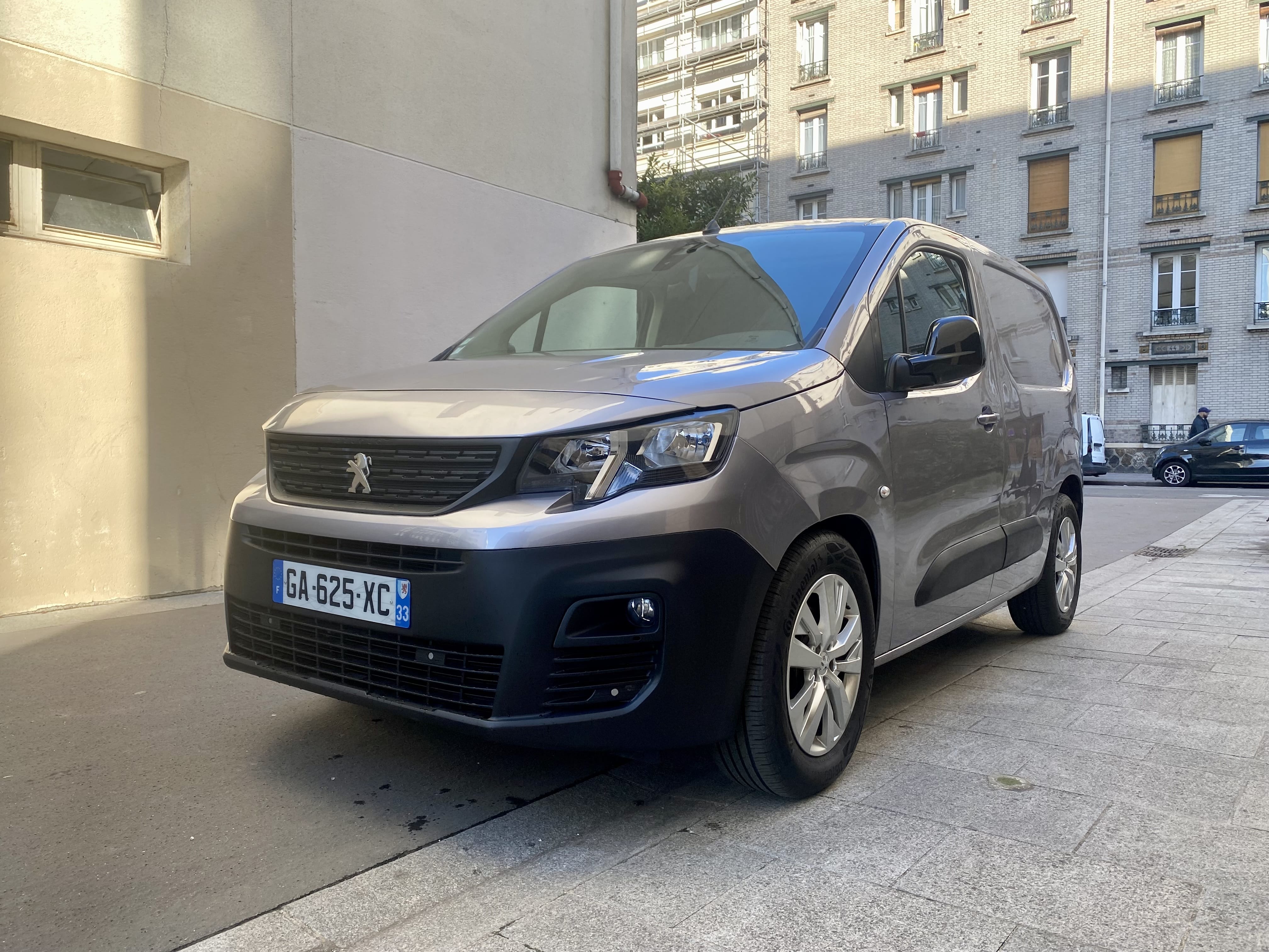 Peugeot Partner – 100% électrique – Équipé / TOUT OPTION, 2021, Électrique, automatique