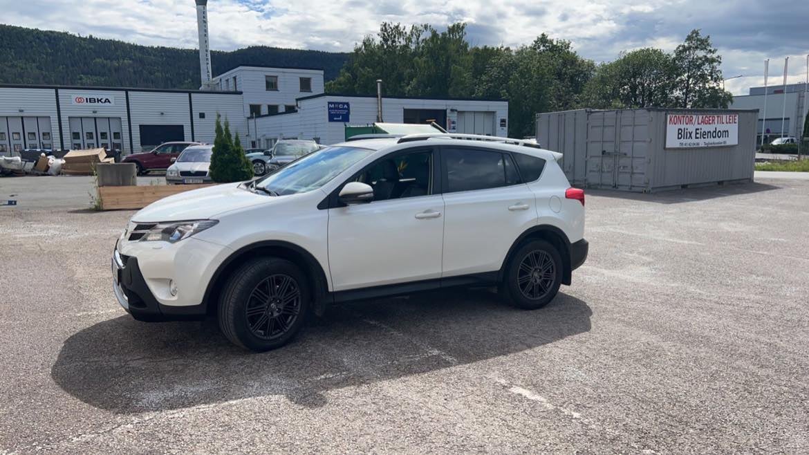 Toyota RAV4 med Aircondition