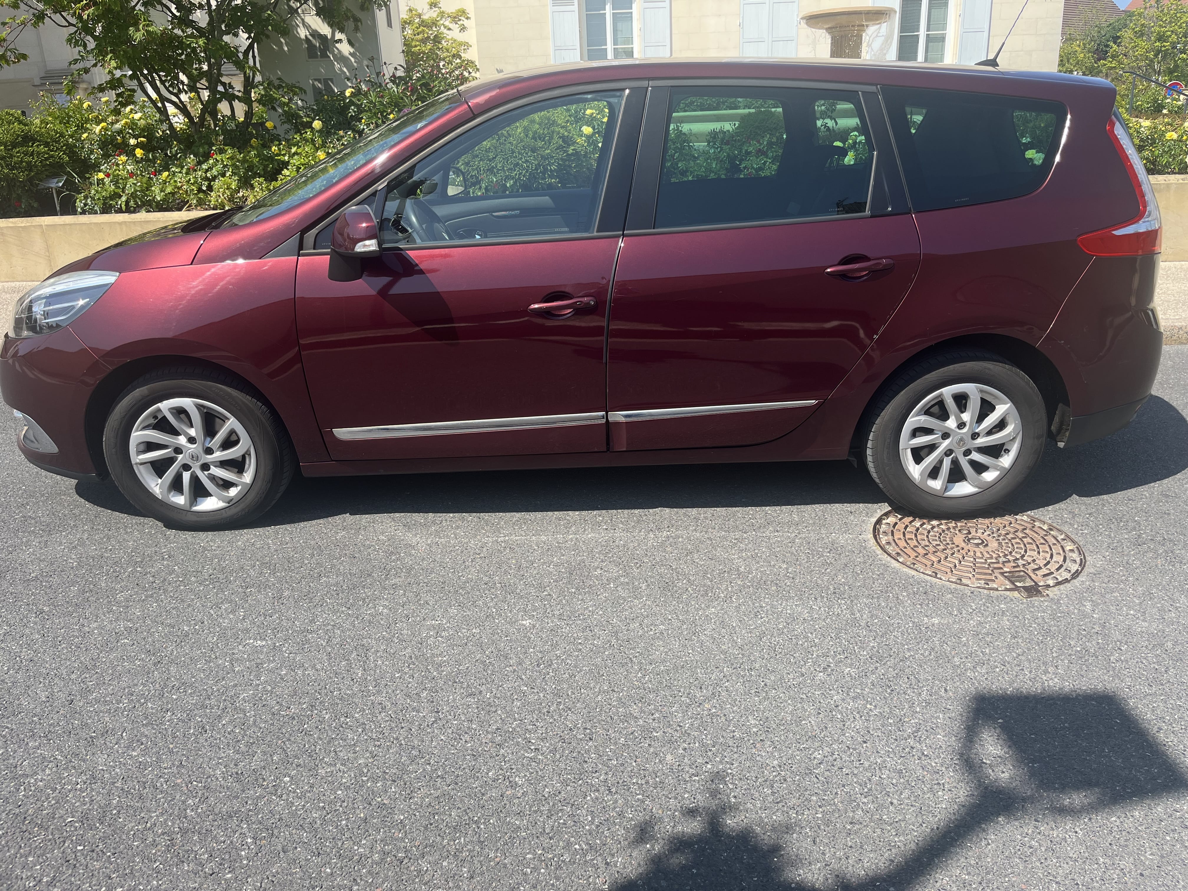 Renault Grand Scenic avec Régulateur de vitesse