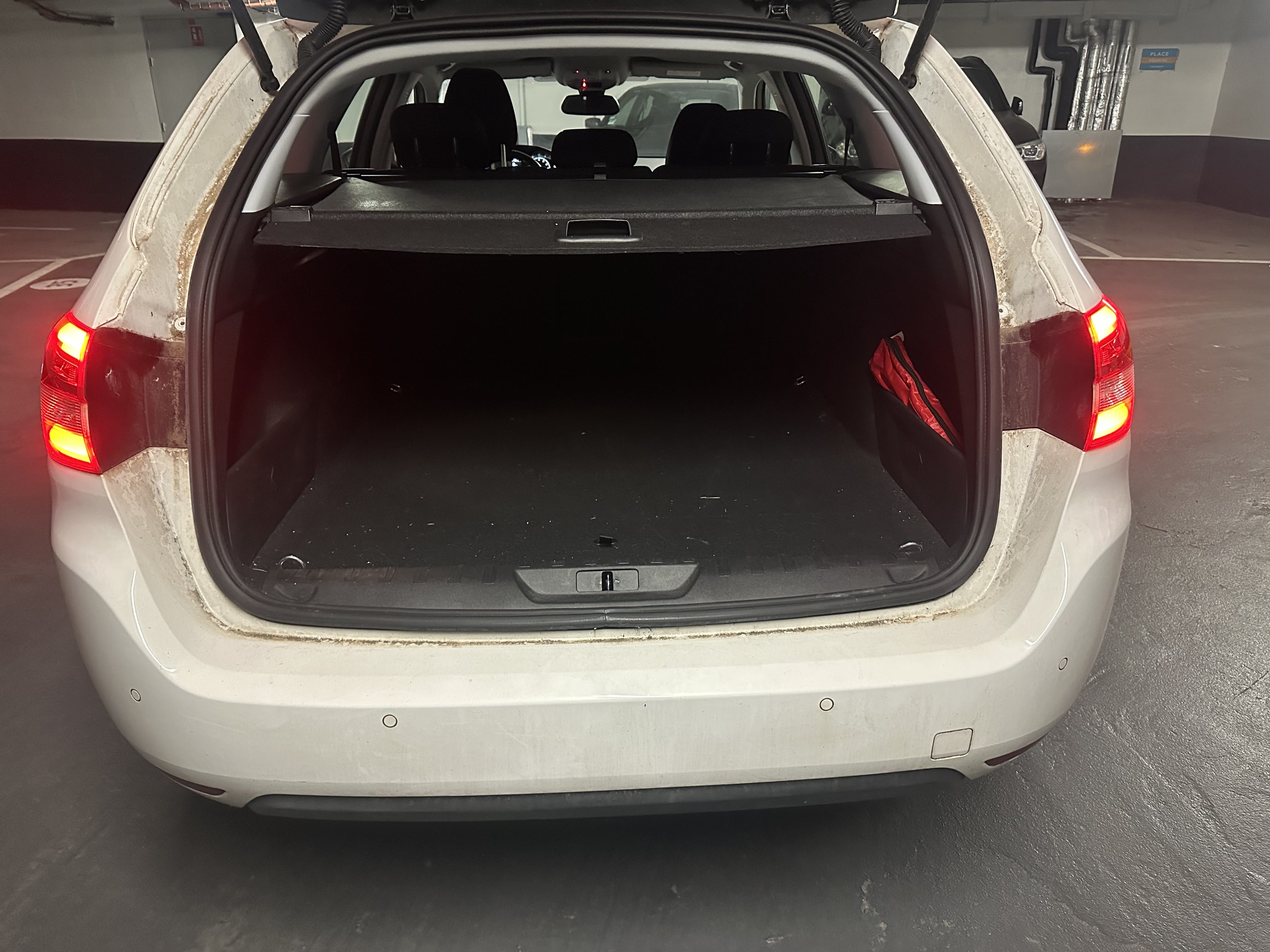 Peugeot 308 SW fm817 avec Audio Bluetooth