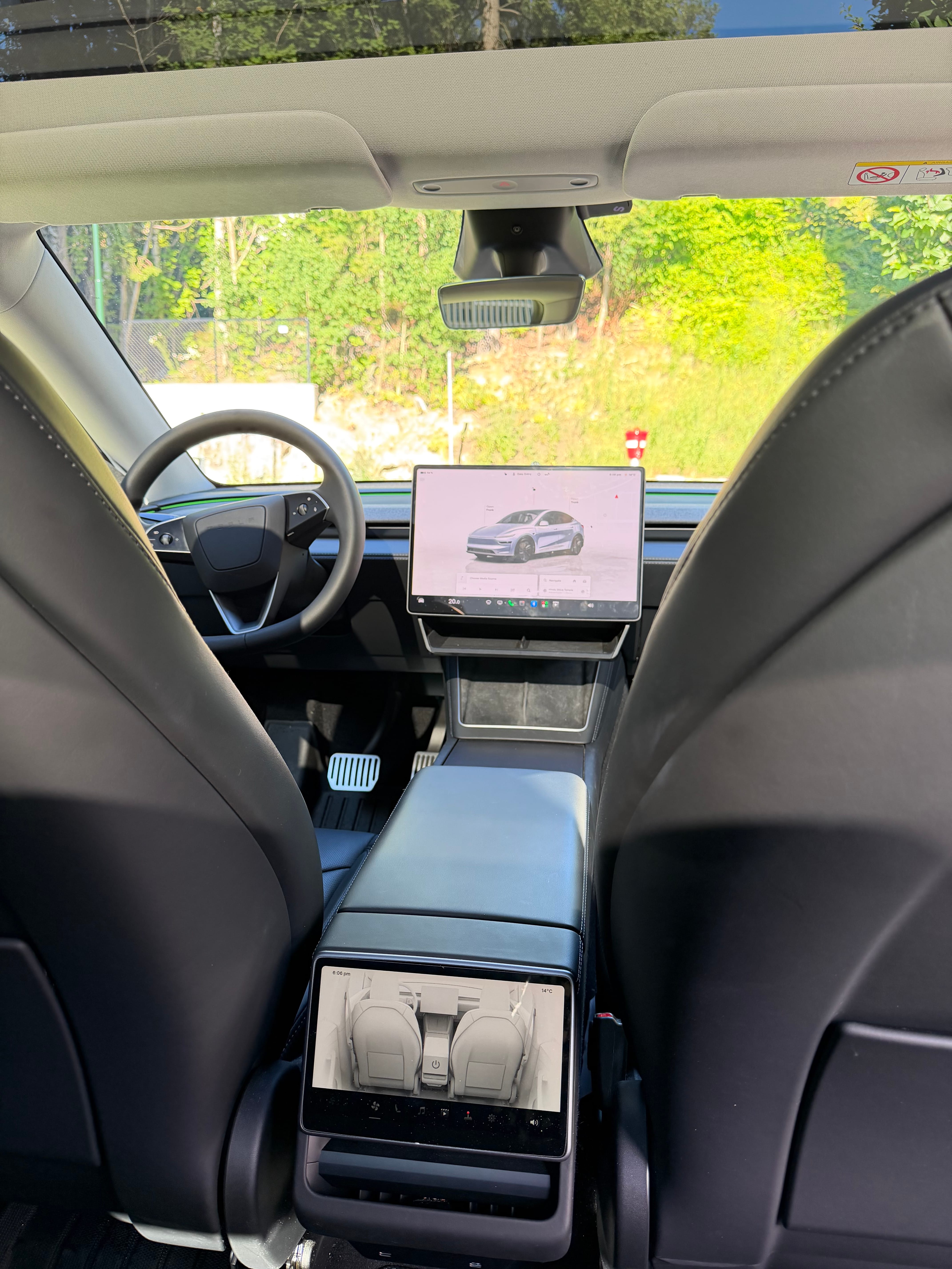 Tesla Model Y Long Range med GPS