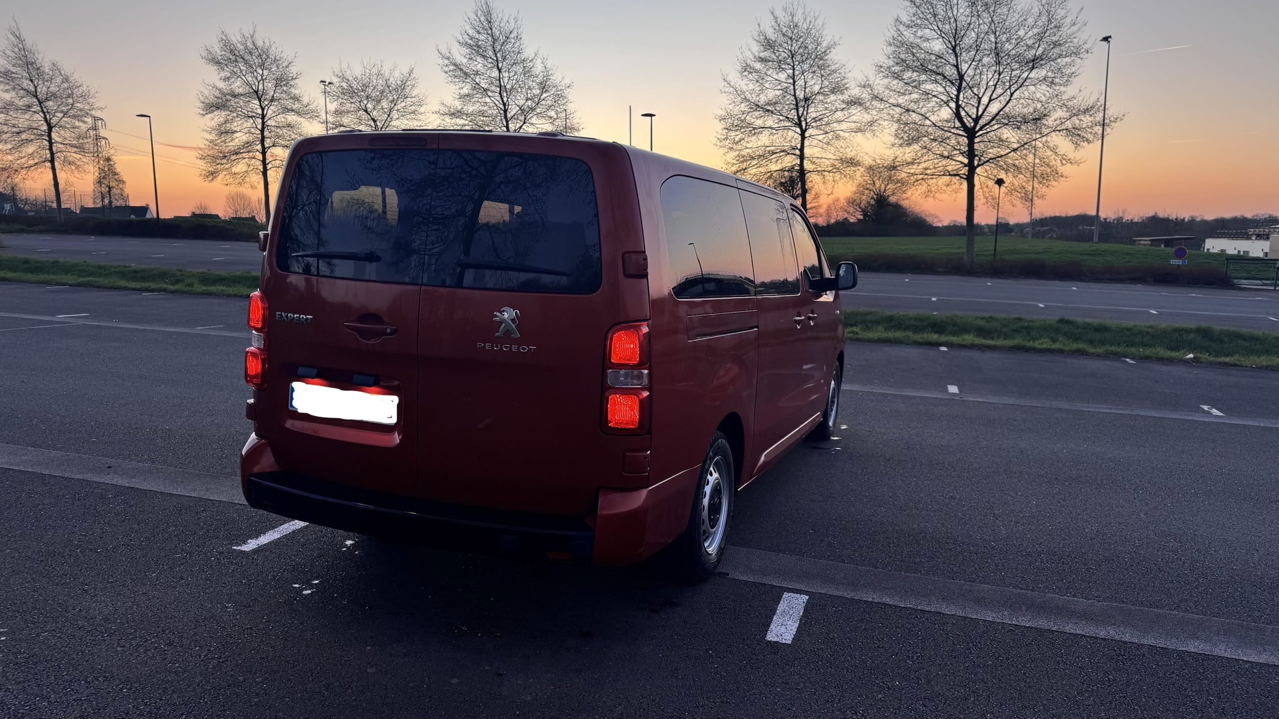 Peugeot Expert Combi avec GPS
