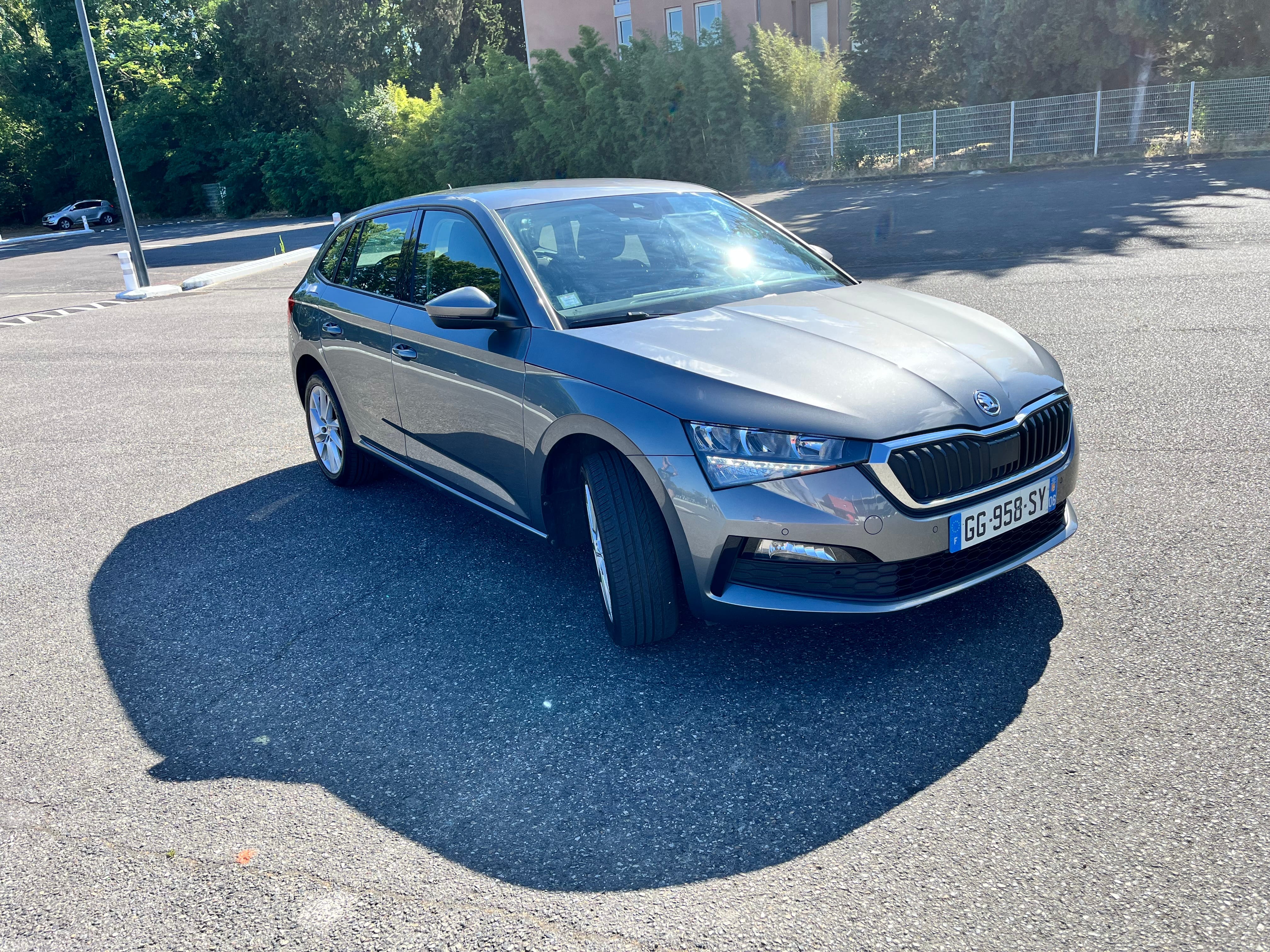 Skoda Scala met Cruise control