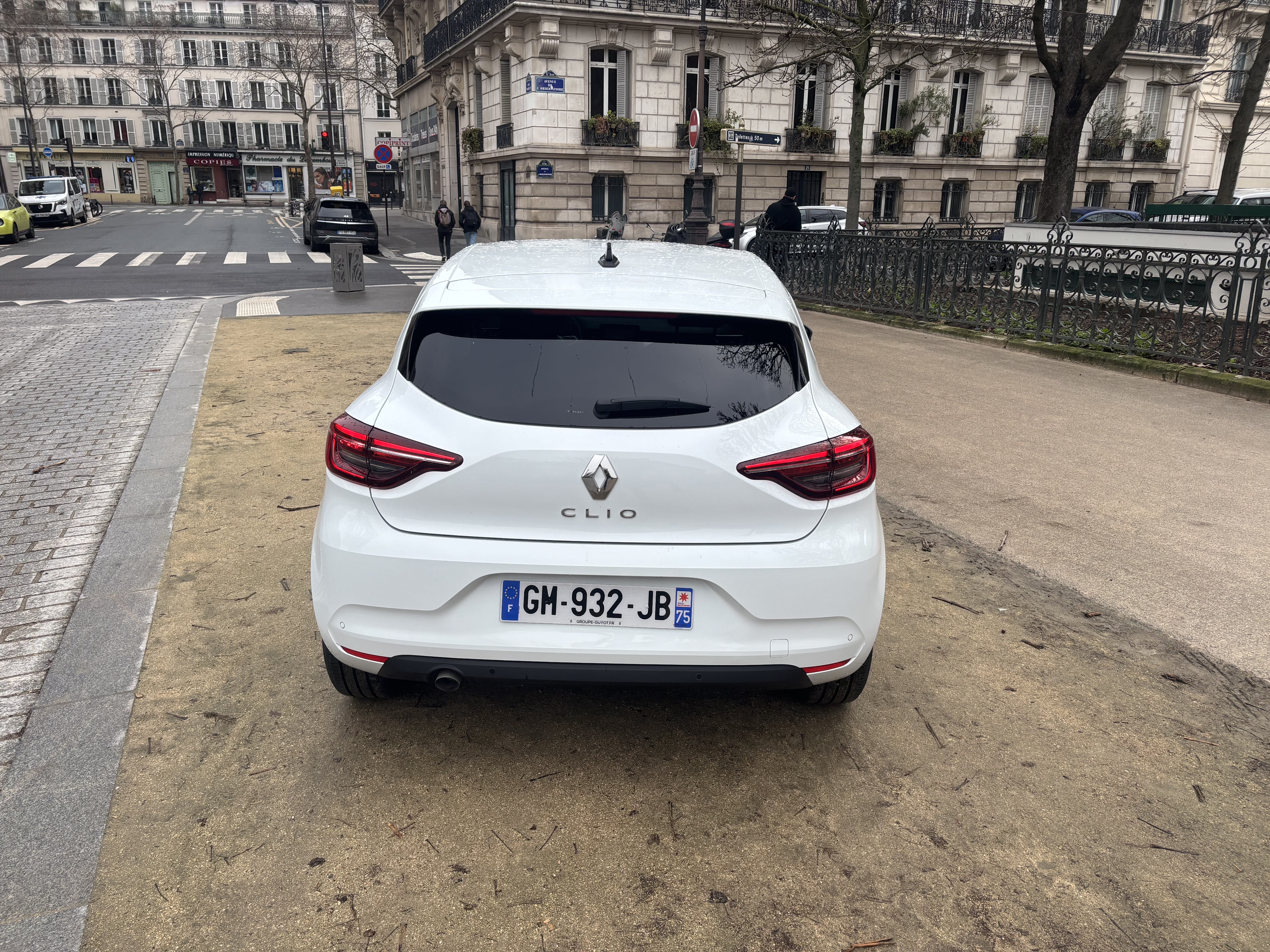 Renault Clio Porte Châtillon / périphérique avec GPS