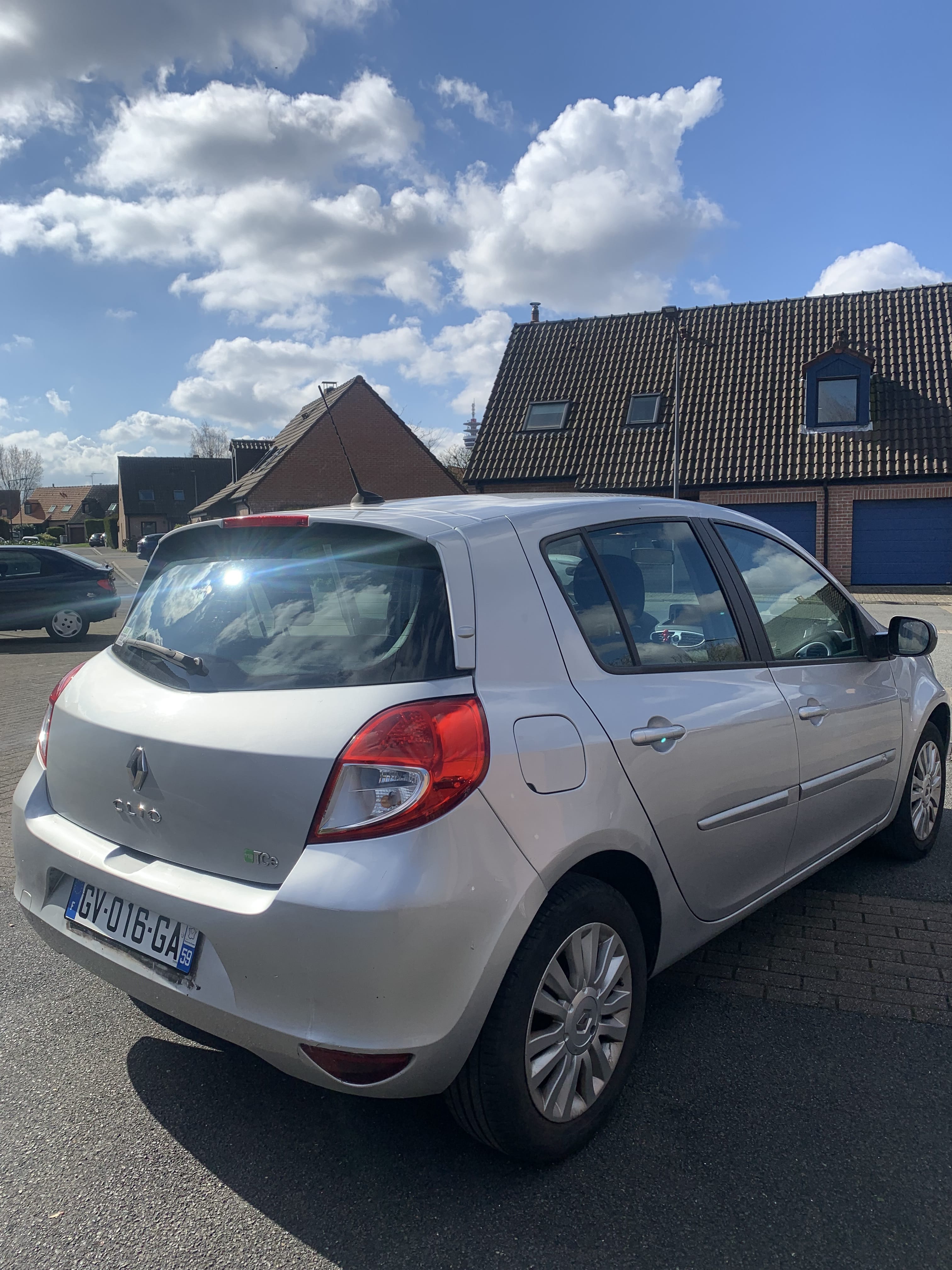 Renault Clio avec Régulateur de vitesse