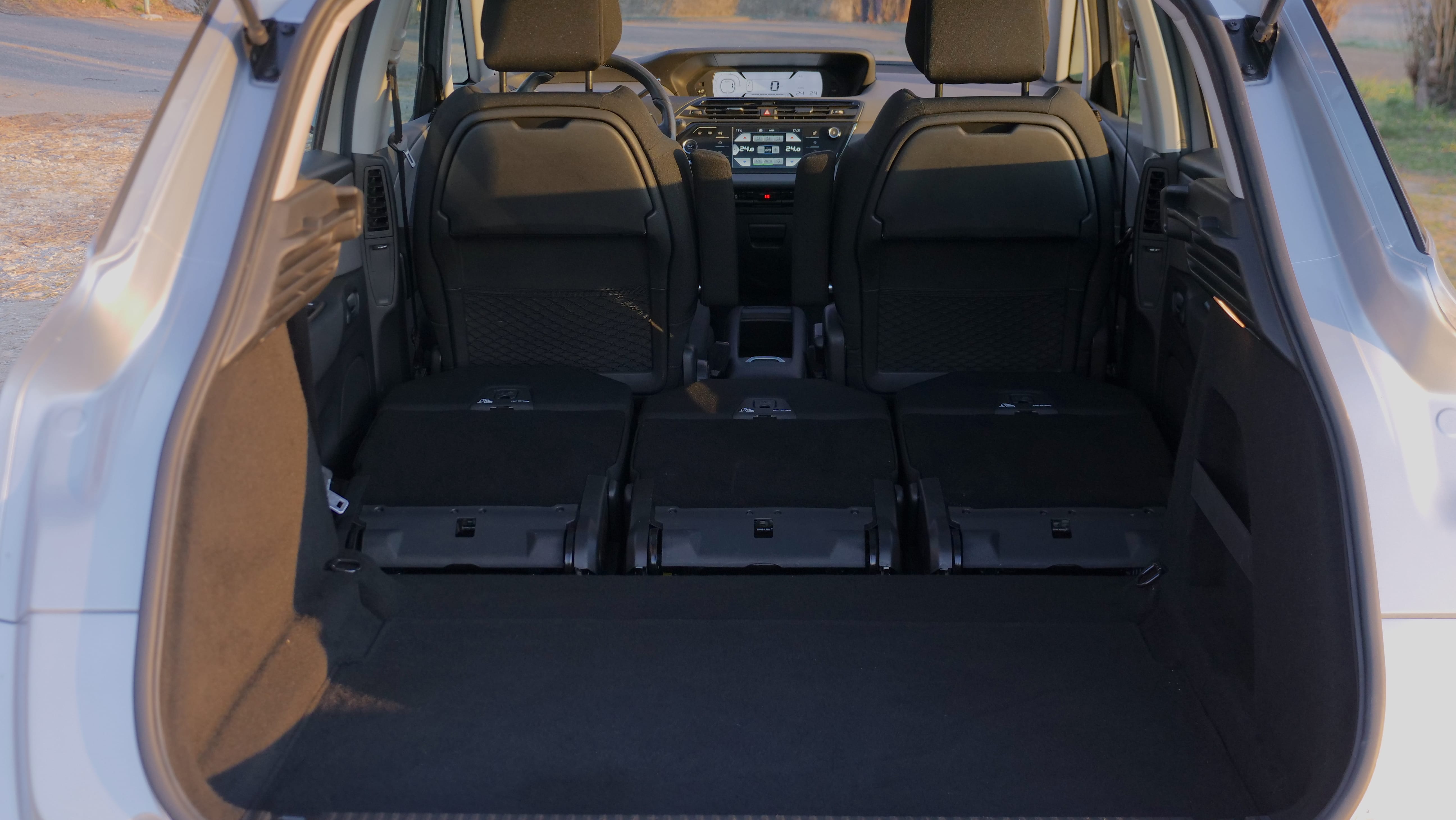Citroen C4 Picasso 1.6 HDi  Automatique avec Attelage