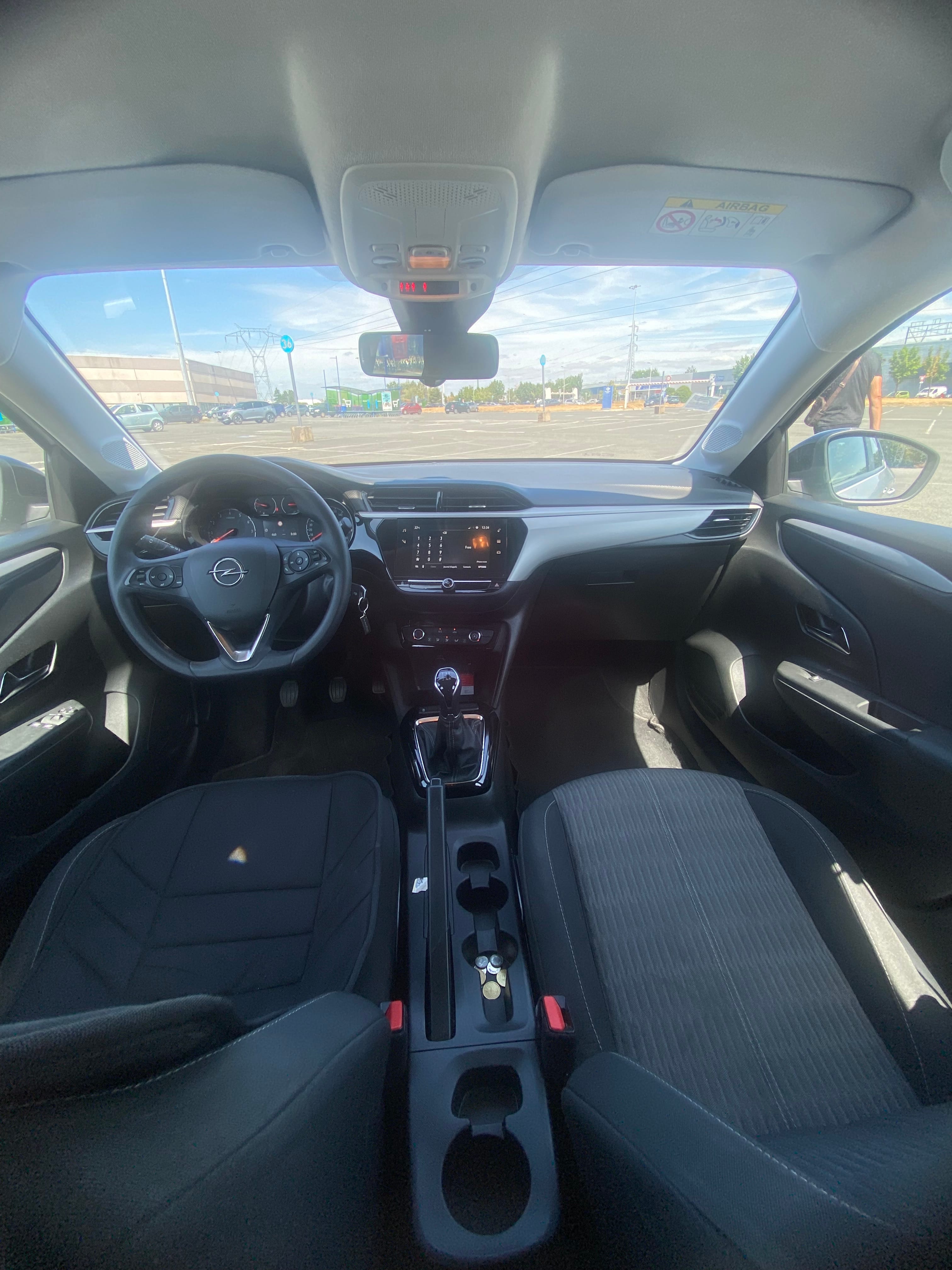 Opel Corsa avec Régulateur de vitesse
