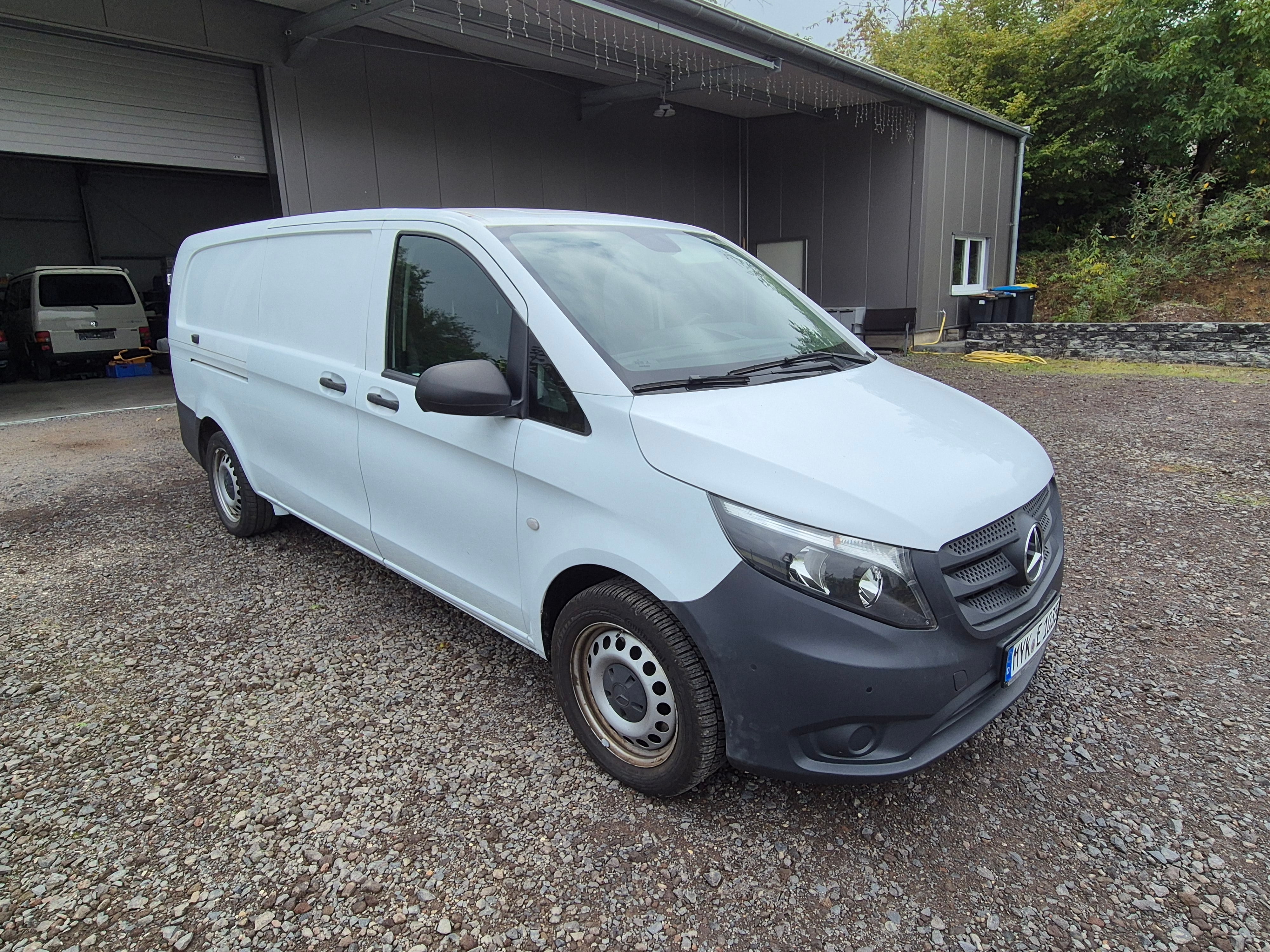 Mercedes-Benz Vito 4MATIC Kastenwagen, 2021, Diesel, Automatik