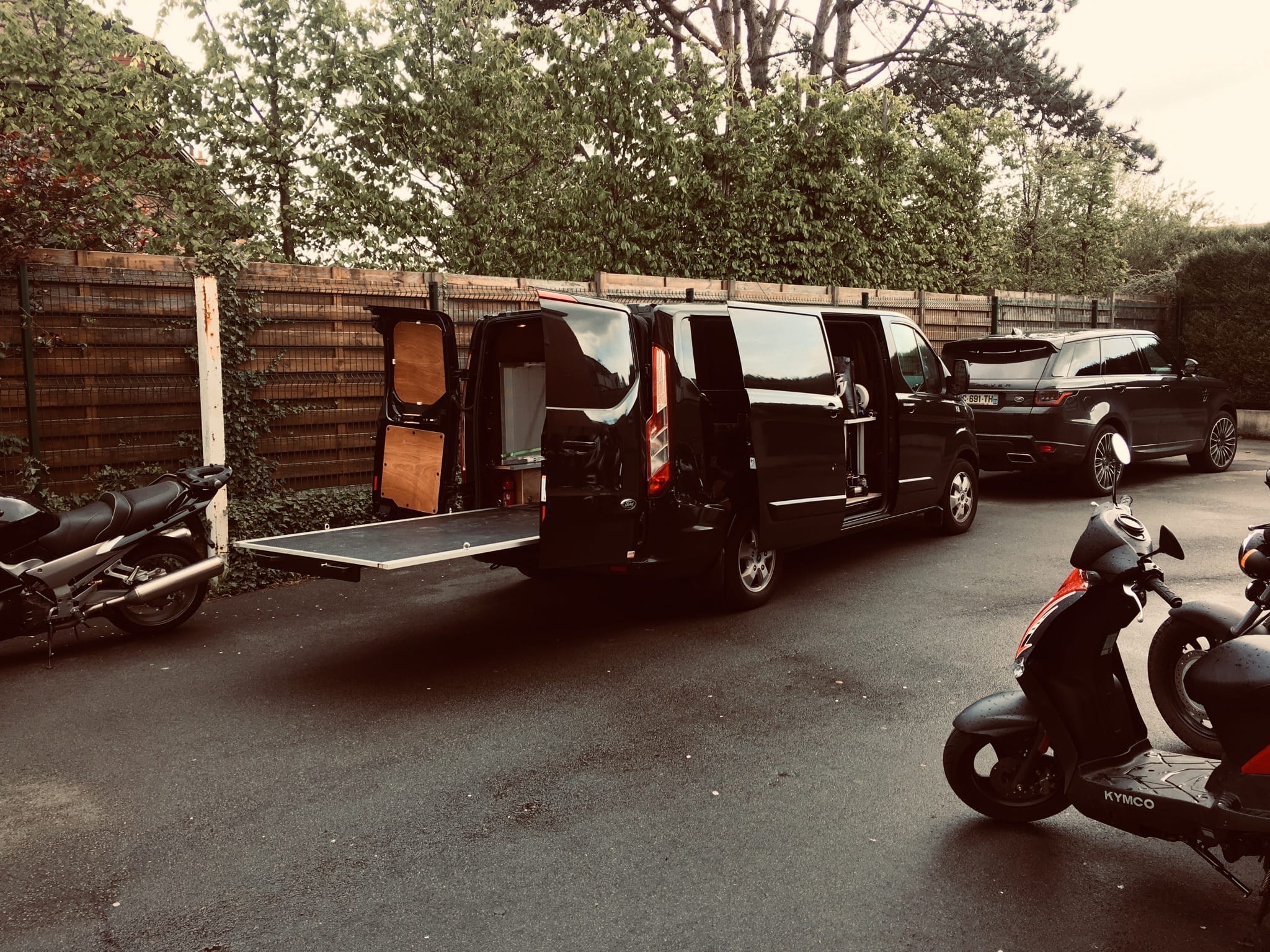 Ford Transit Custom Fourgon 2.0 Ecoblue 130 ch avec Pneus neige