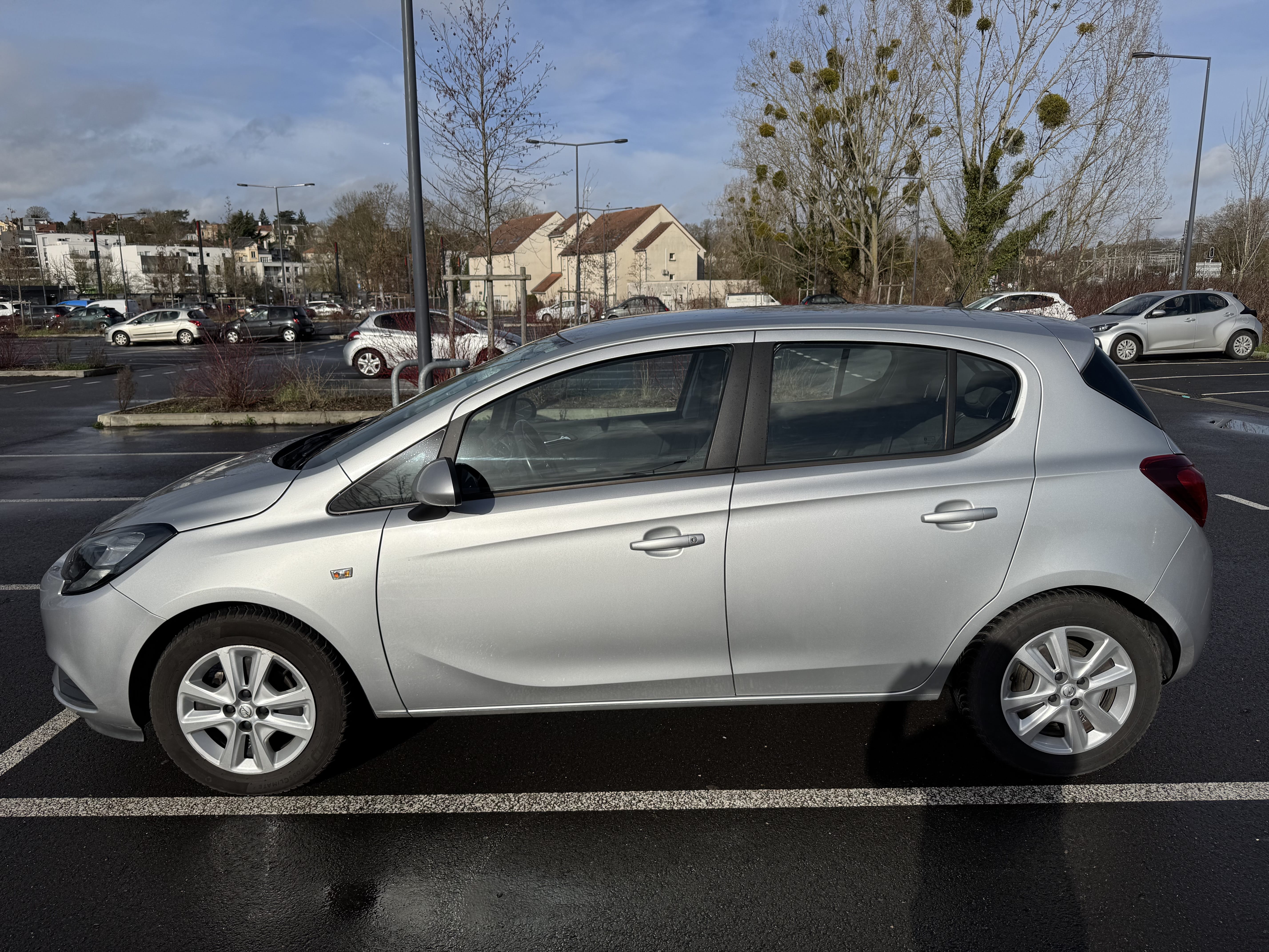 Opel Corsa avec Climatisation
