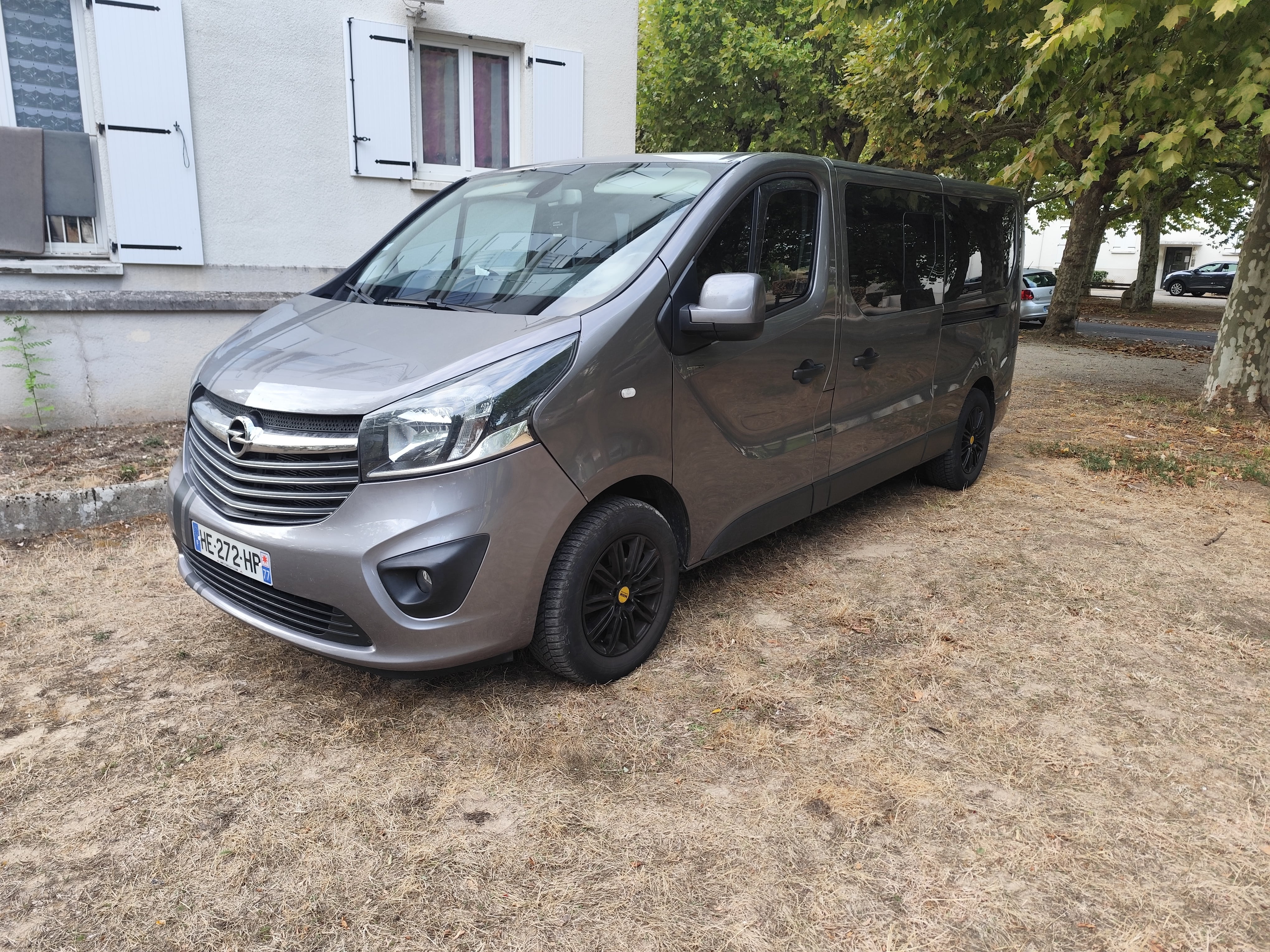 Opel Vivaro Combi, 2015, Diesel, 9 places et plus