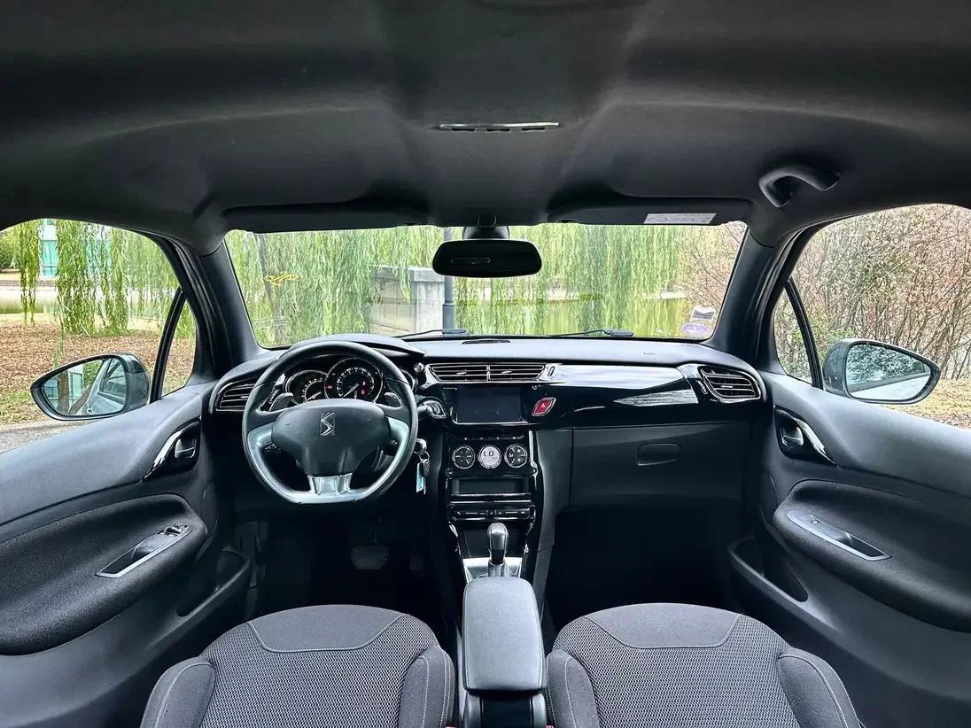 Citroen DS3 Cabriolet avec Caméra de recul
