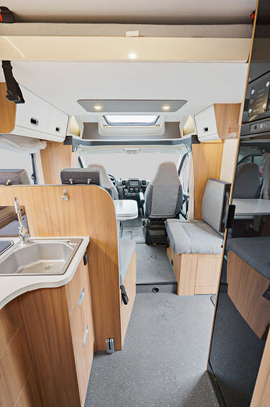 Adria S-Series S 75 SL med GPS