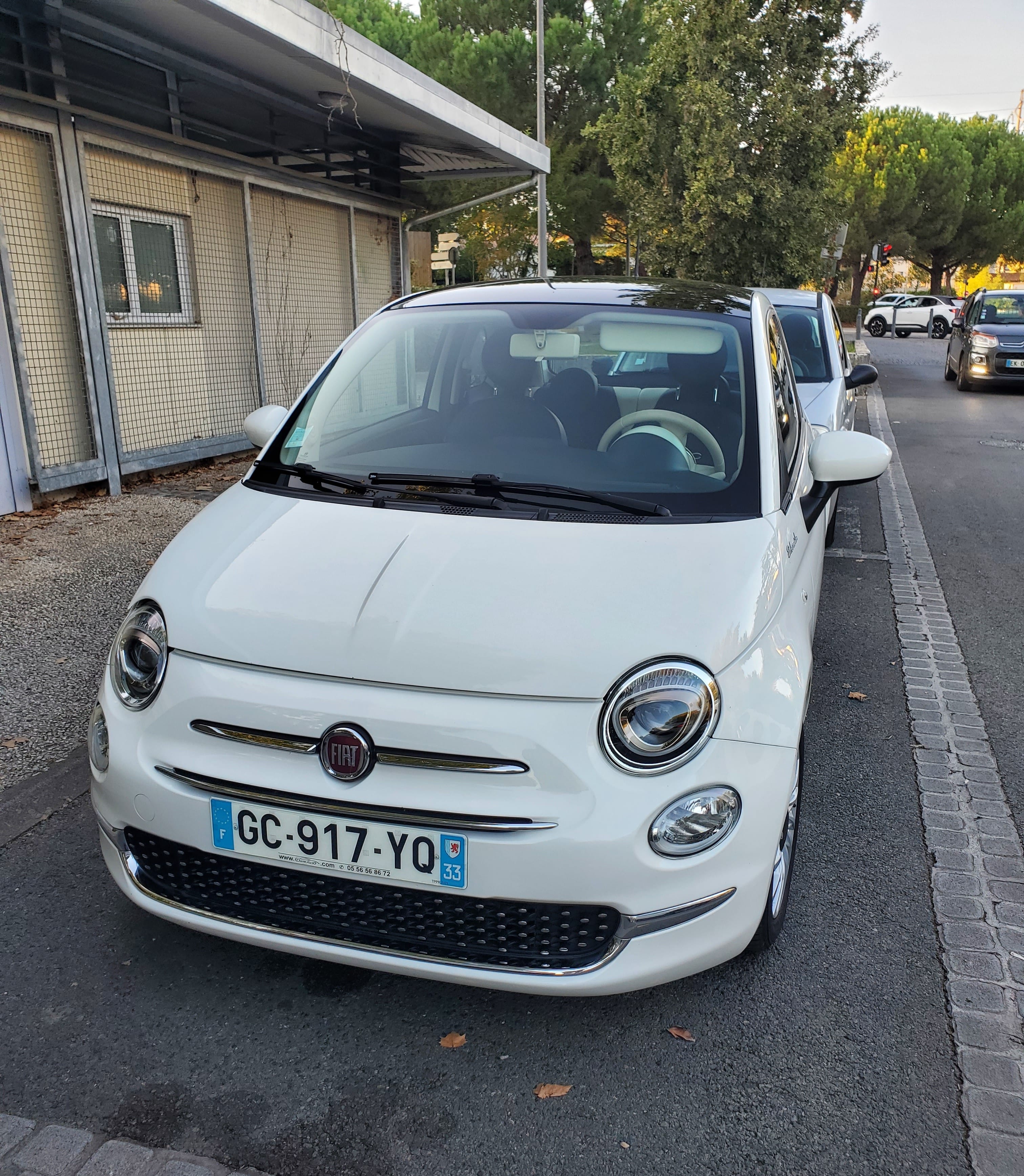 Fiat 500 Hybride Dolcevita avec Apple CarPlay