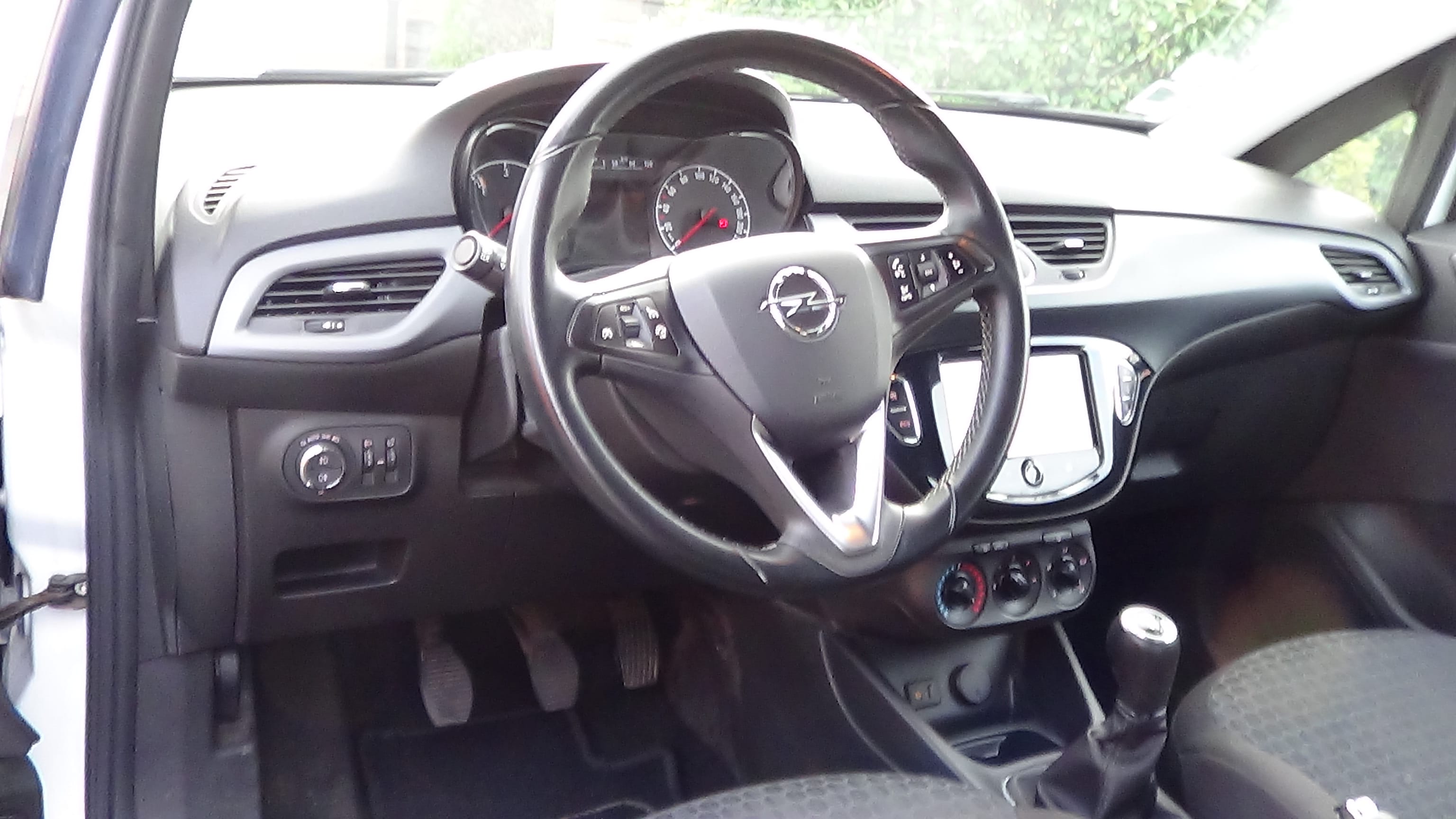 Opel Corsa avec GPS
