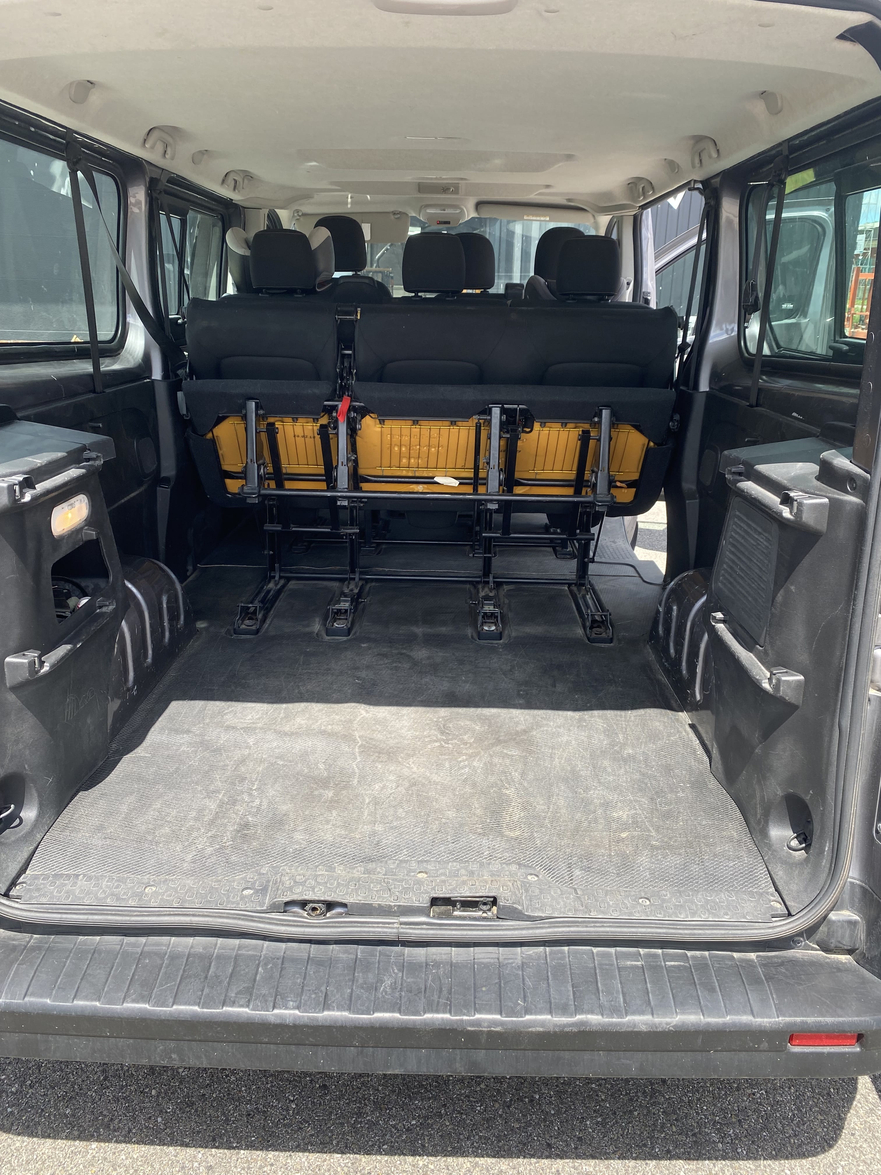Renault Trafic avec Autoradio