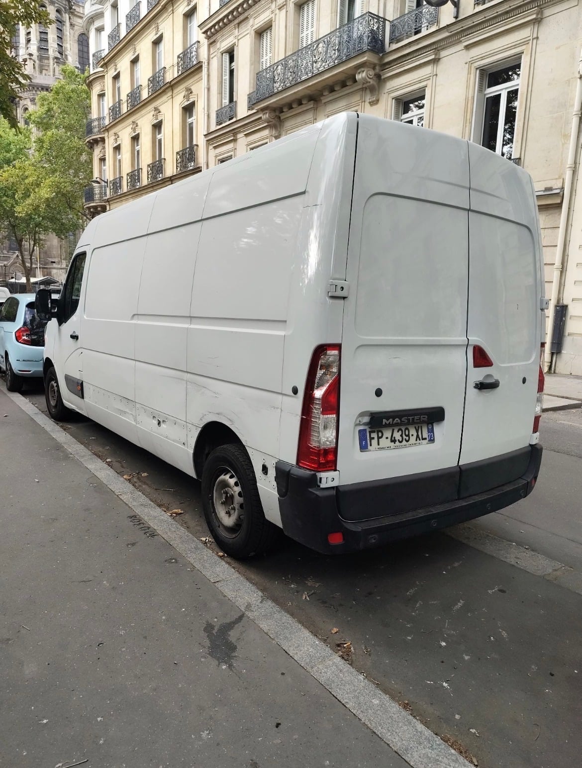 Renault Master 2.3 dci 135cv L3H2 mit Klimaanlage