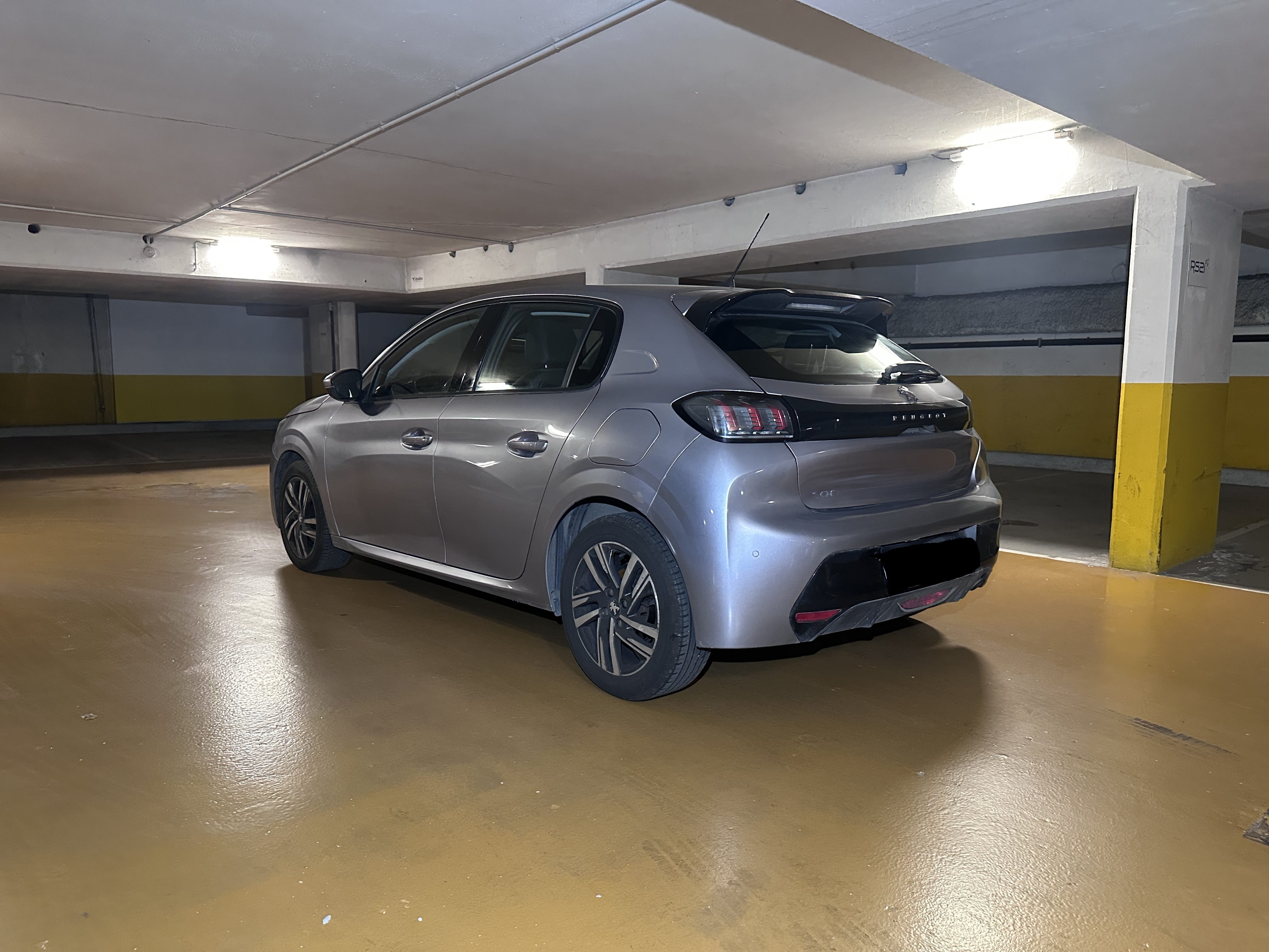 Peugeot 208 avec Régulateur de vitesse