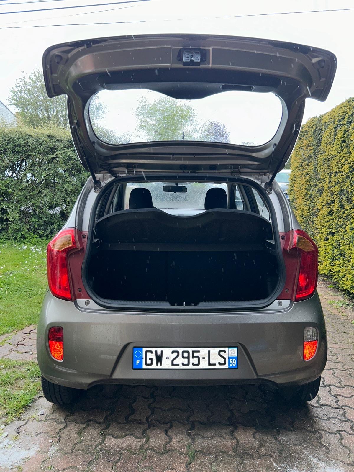 Kia Picanto, 2011, Essence 98