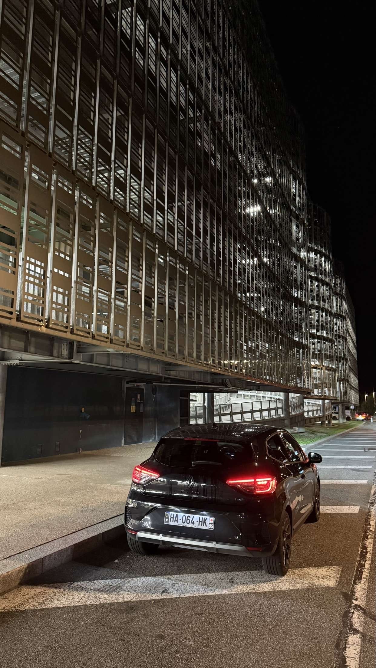 Renault Clio E-tech avec Régulateur de vitesse