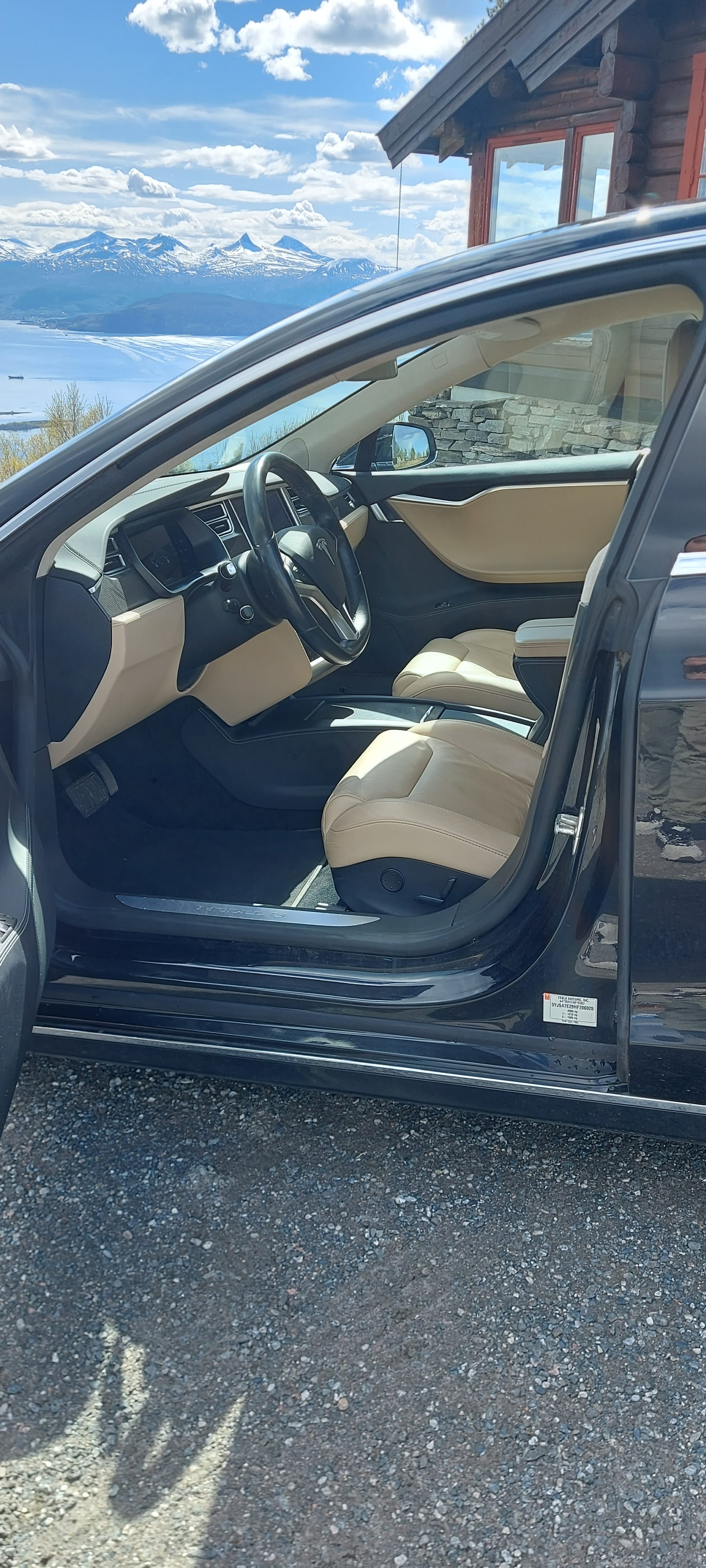 Tesla Model S med Cruisekontroll
