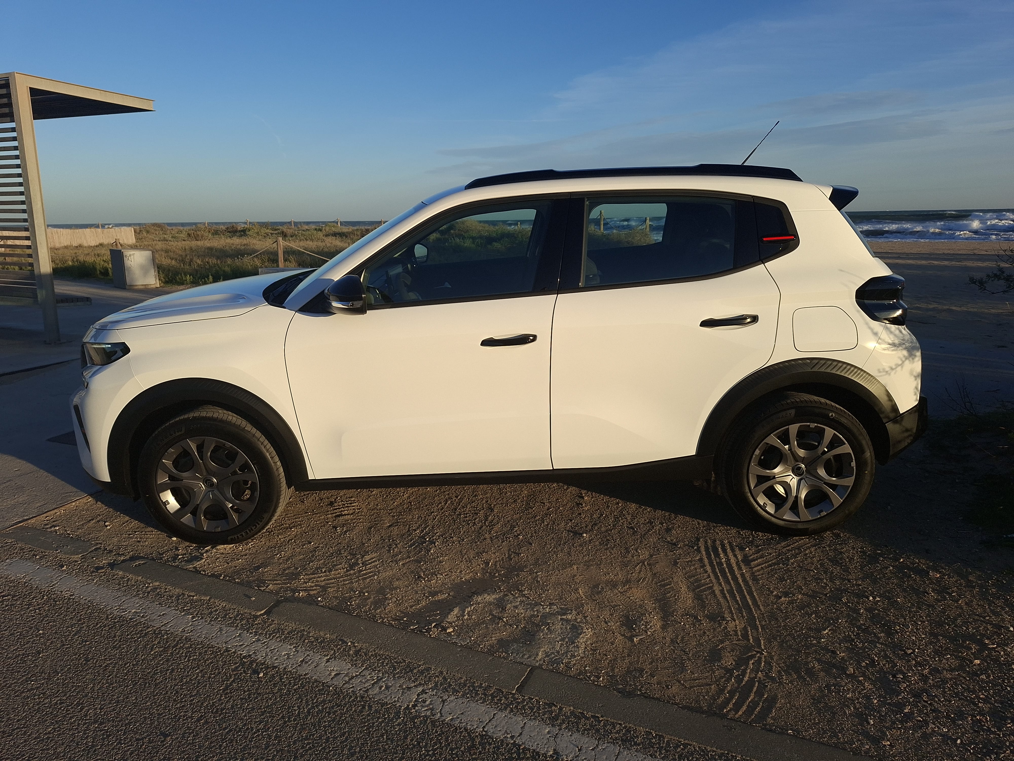 Citroen C3 Business 100CV Gasolina - 5 puertas med Aircondition