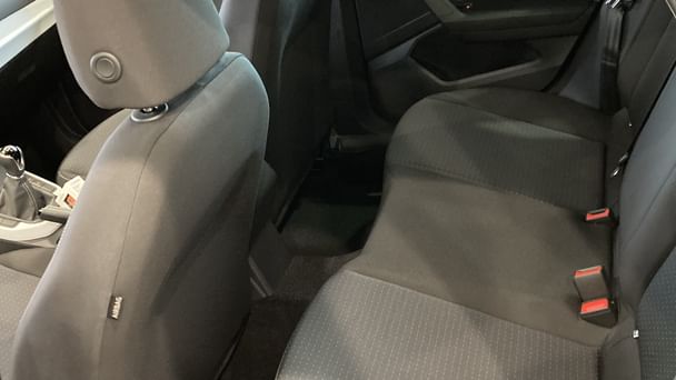 Seat Arona 1.0 TSI 95pk avec Entrée audio / iPod