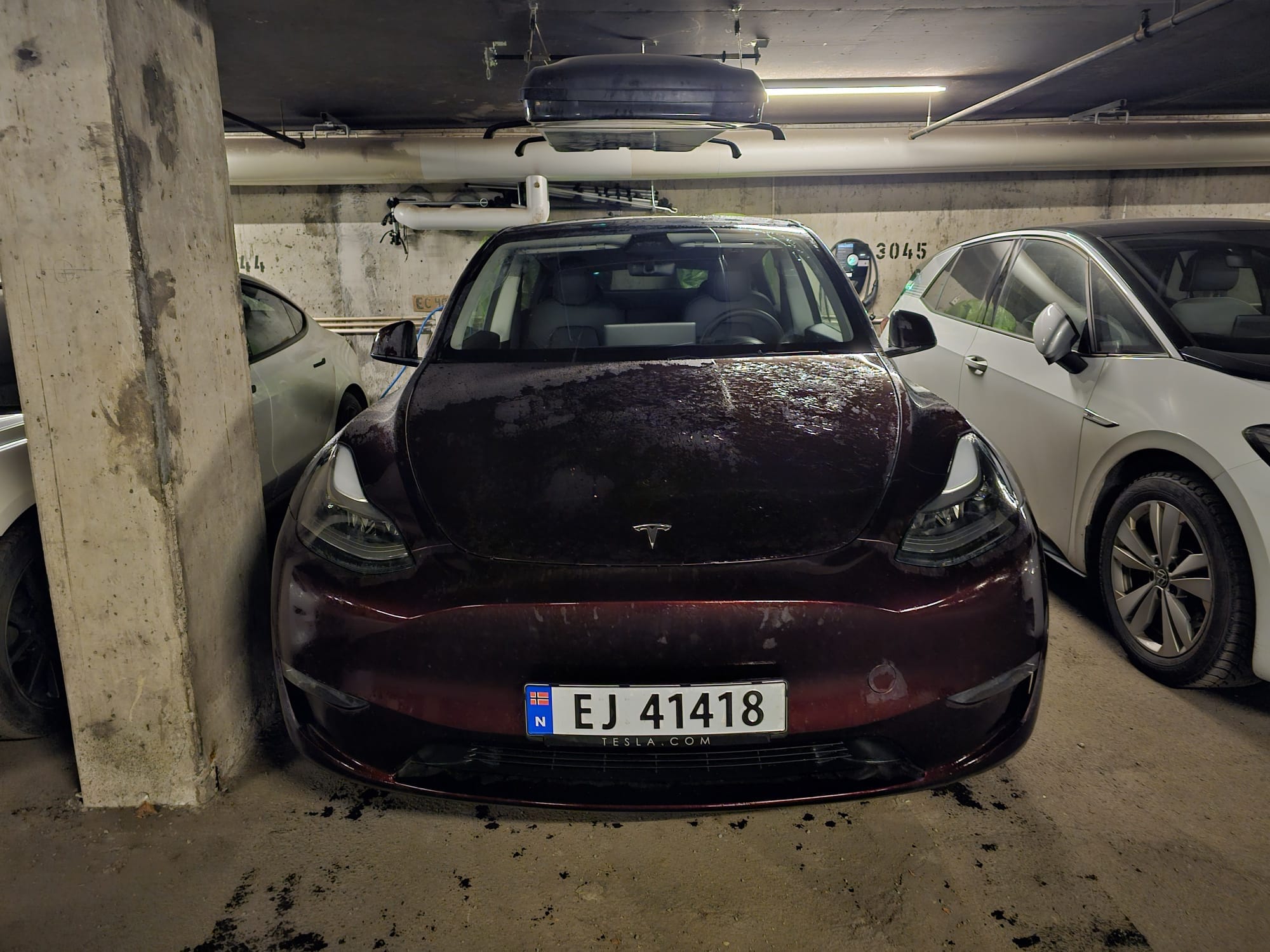 Tesla Model Y Performance med Cruisekontroll