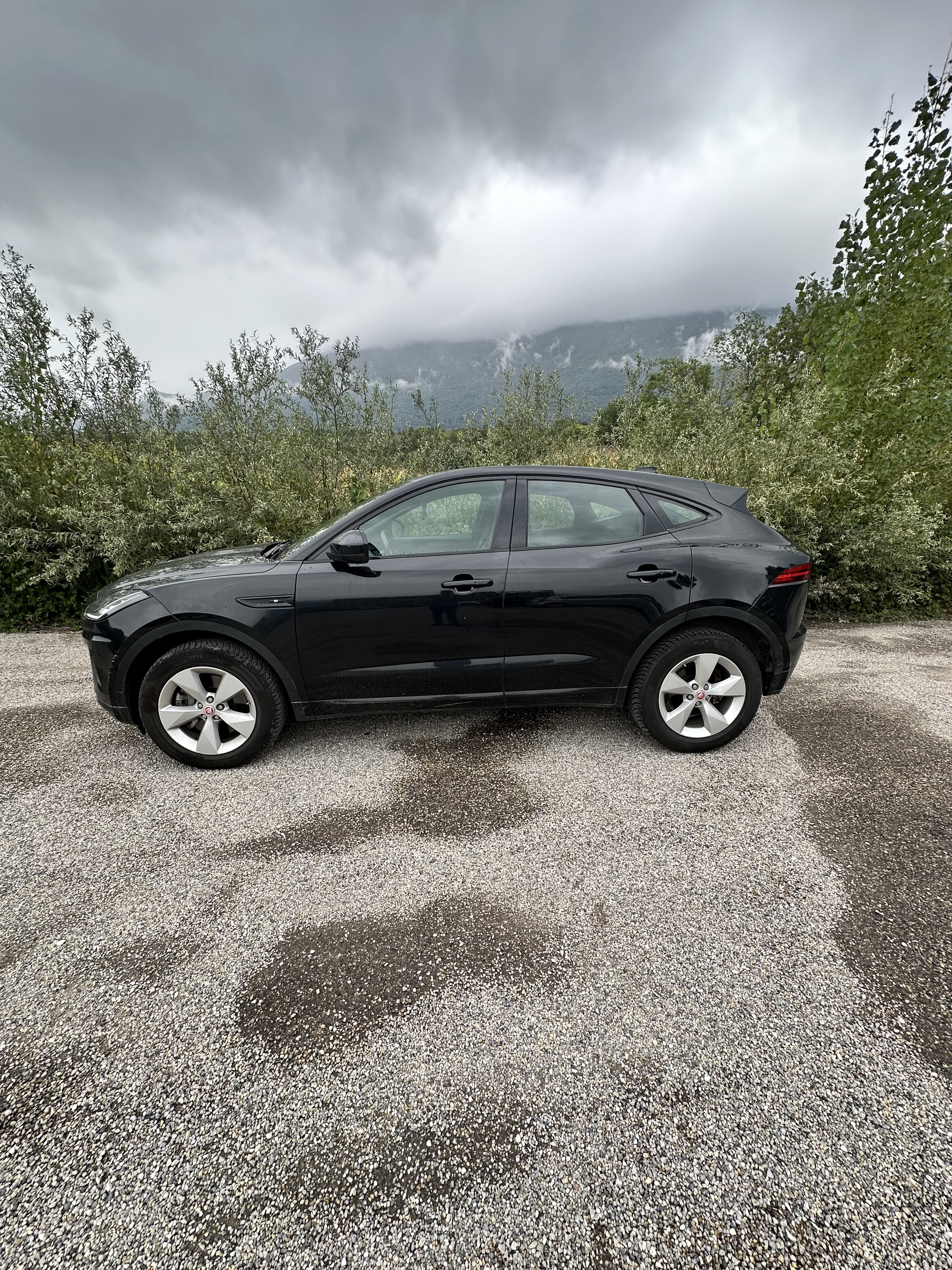 Jaguar E-Pace avec Climatisation