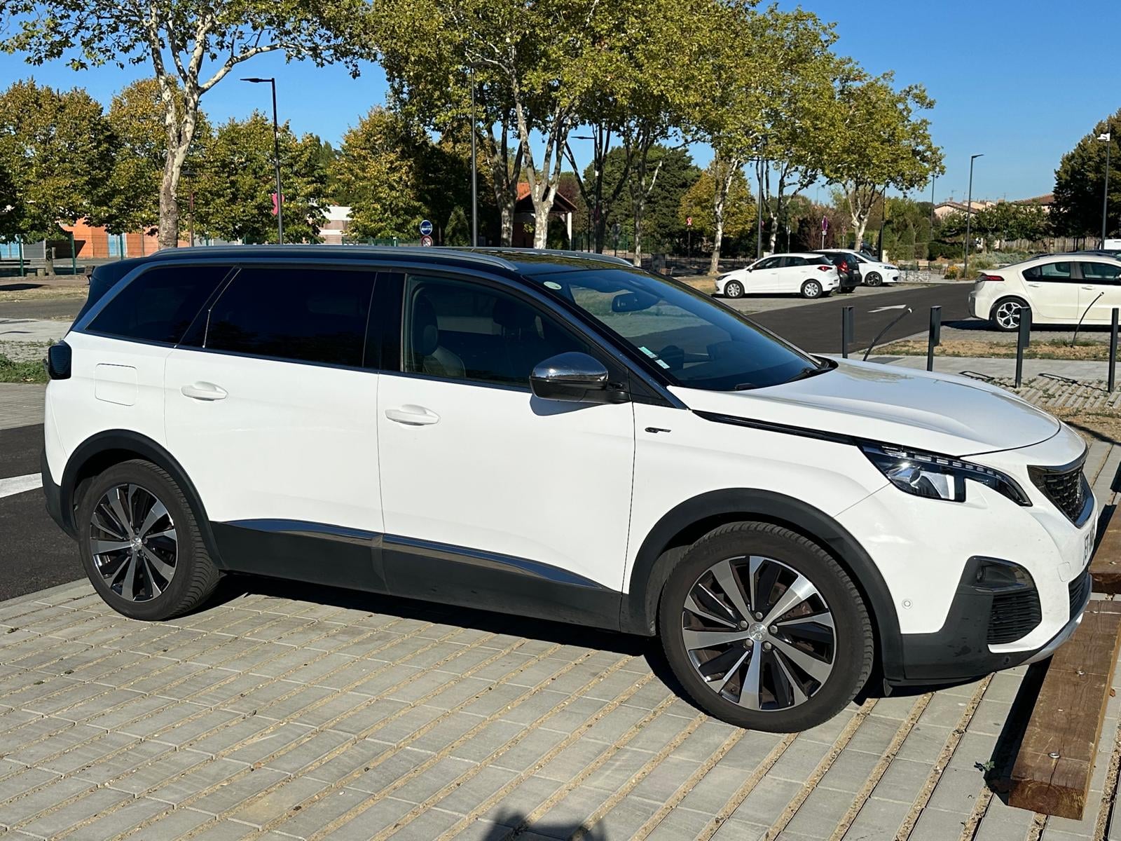 Peugeot 5008 2.0 HDI, 2018, Diesel, automatique, 7 places