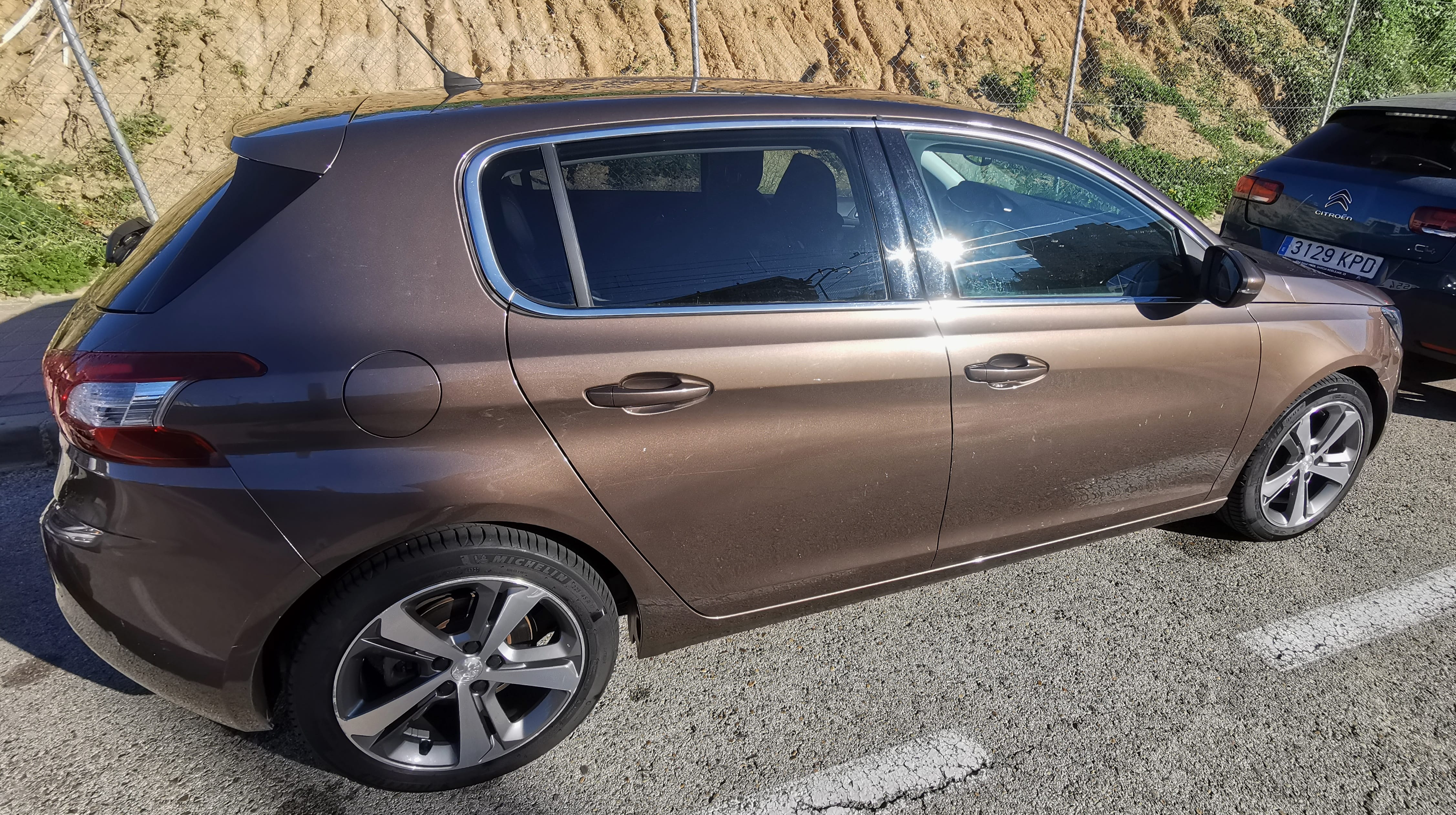 Peugeot 308 1.3 Gasolina med Aircondition