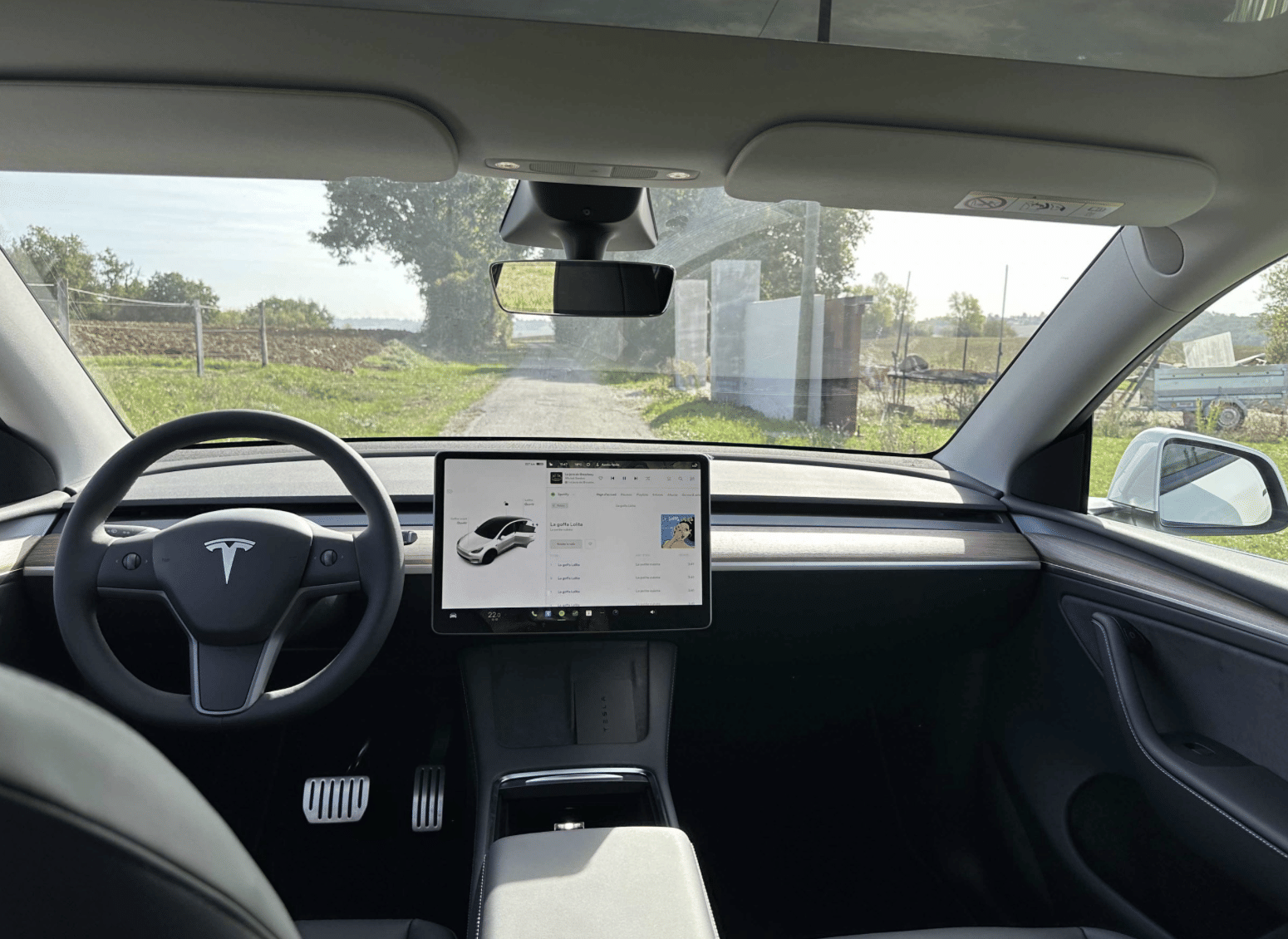 Tesla Model Y avec Climatisation