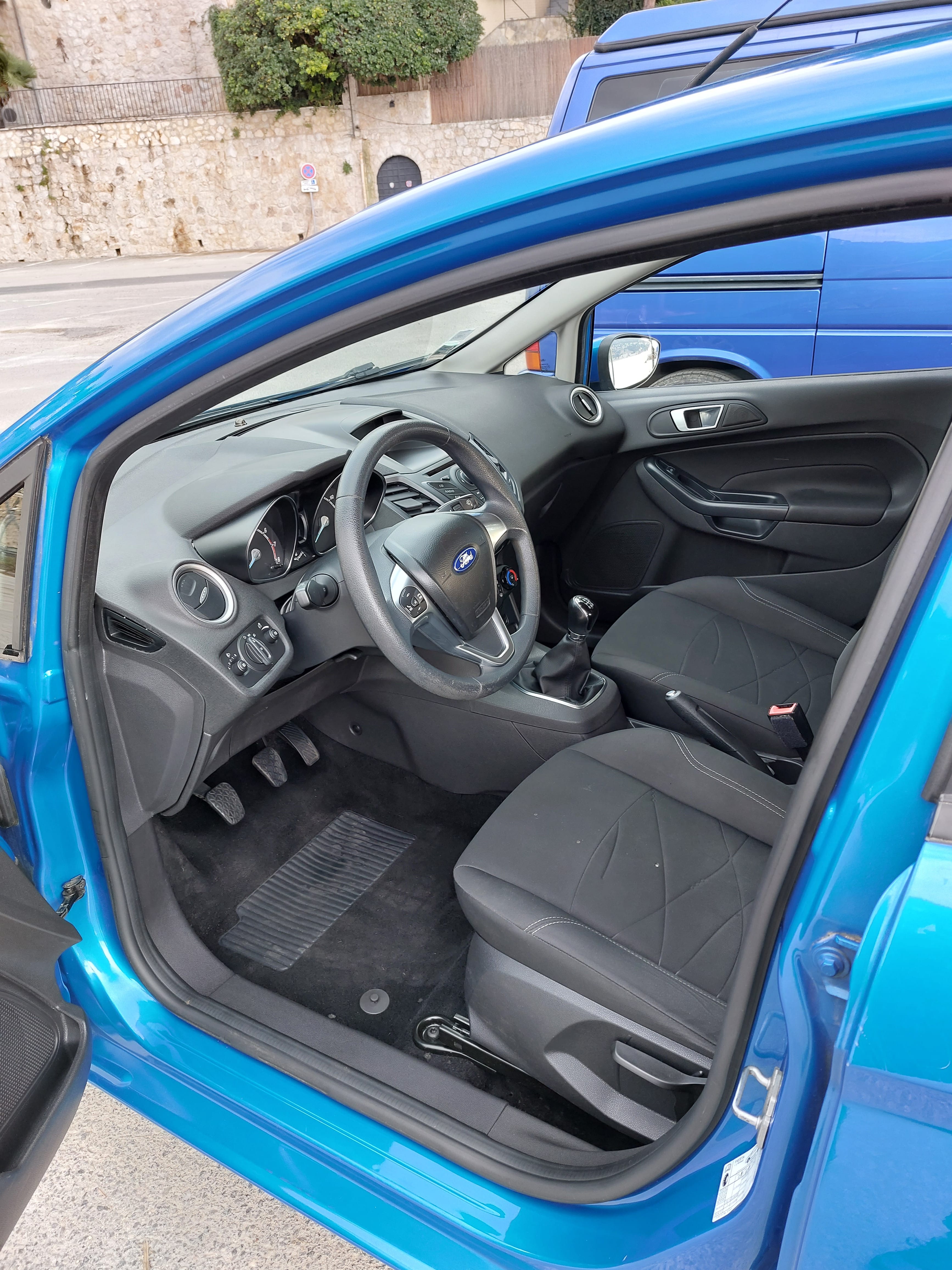 Ford Fiesta avec Entrée audio / iPod