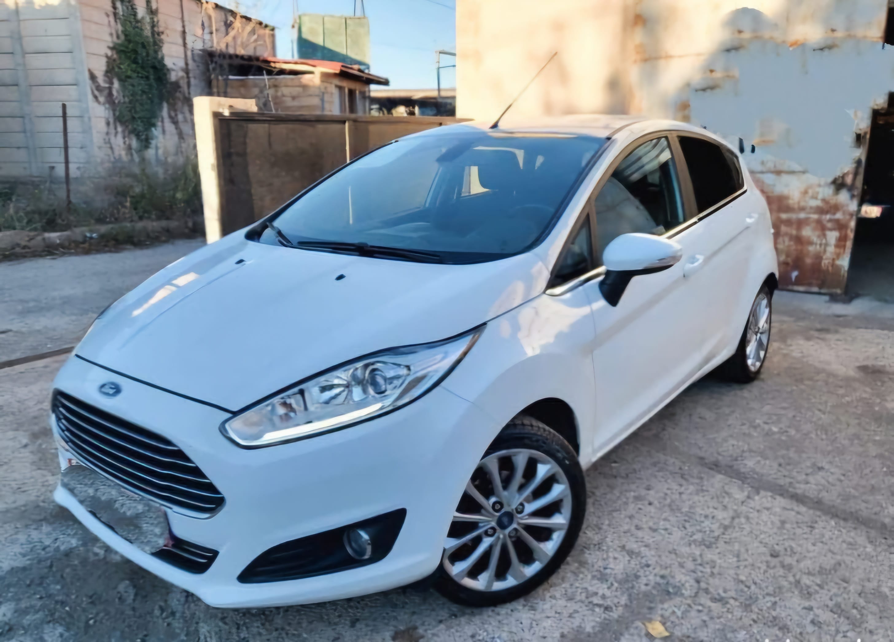 Ford Fiesta avec Régulateur de vitesse