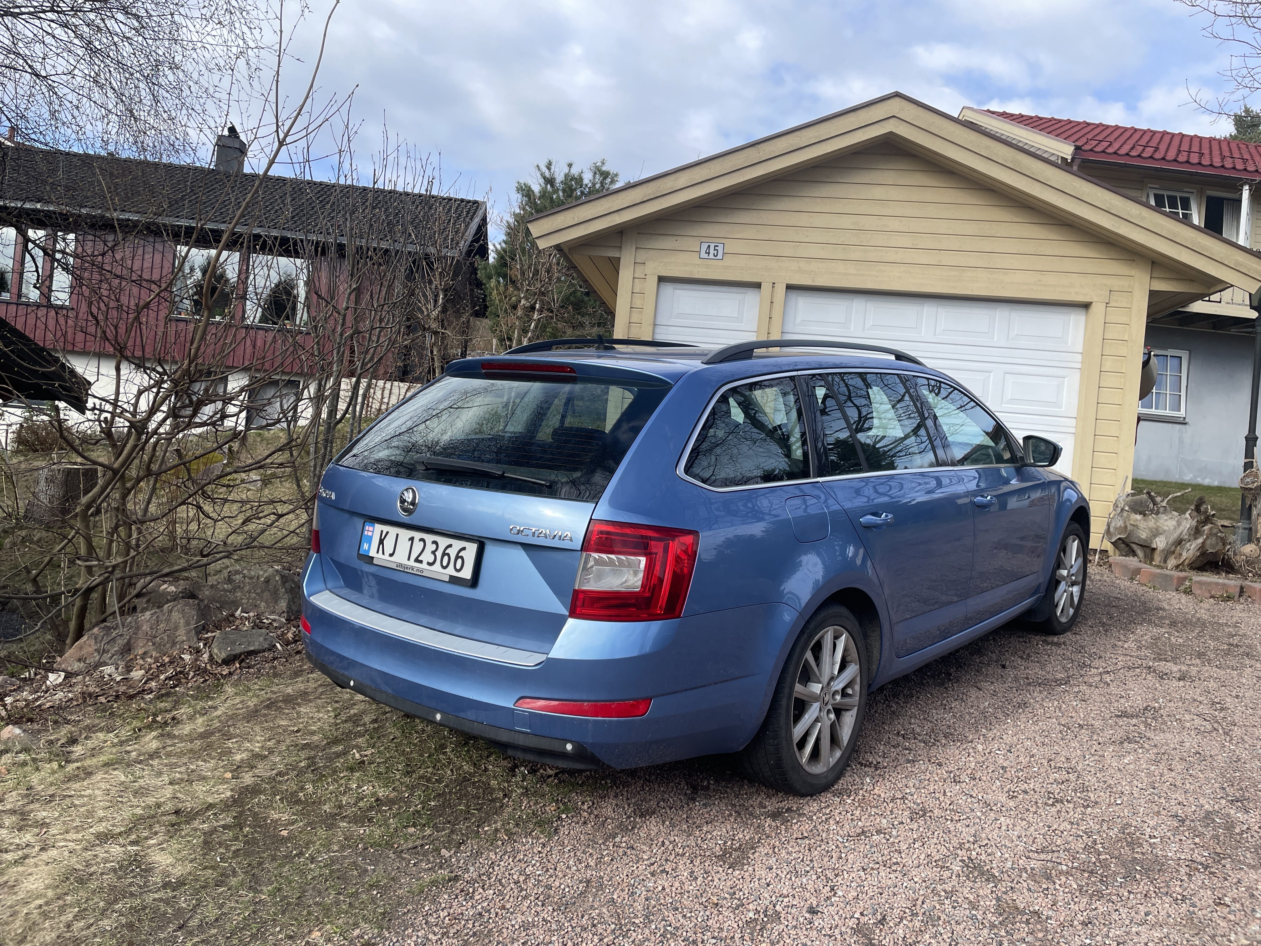 Skoda Octavia Combi 1.4 TSI DSG med Cruisekontroll