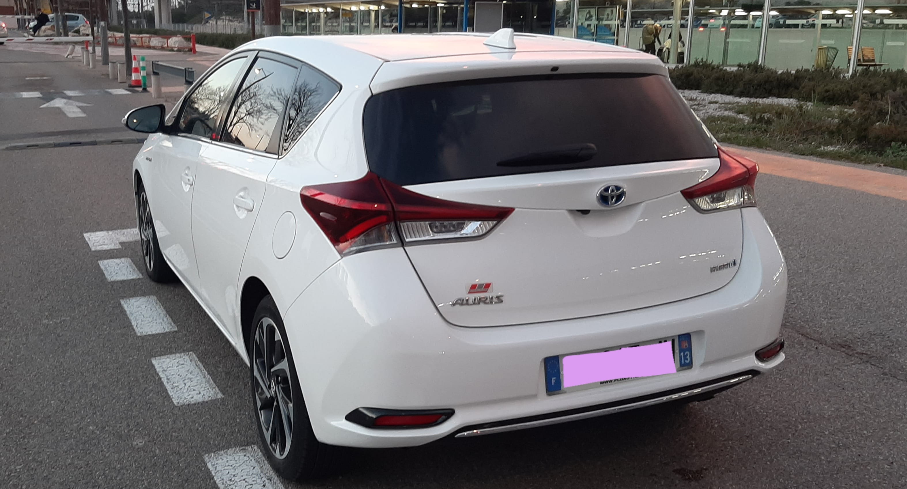 Toyota Auris with Cruise control