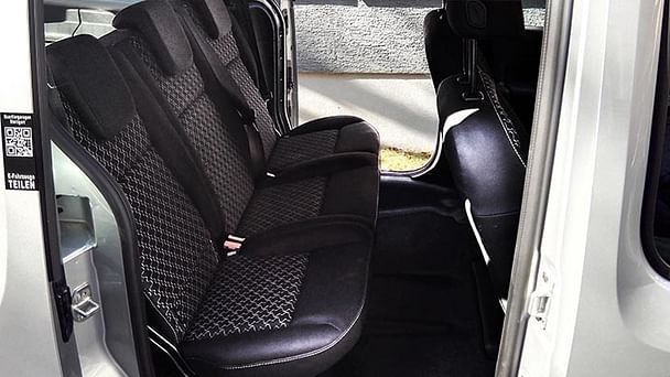 Renault Kangoo Maxi Z.E. mit Winterreifen