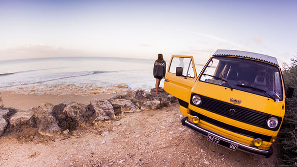 Volkswagen Transporter Combi Van Westfalia camping-car en location de vacance à l'île d'Oléron