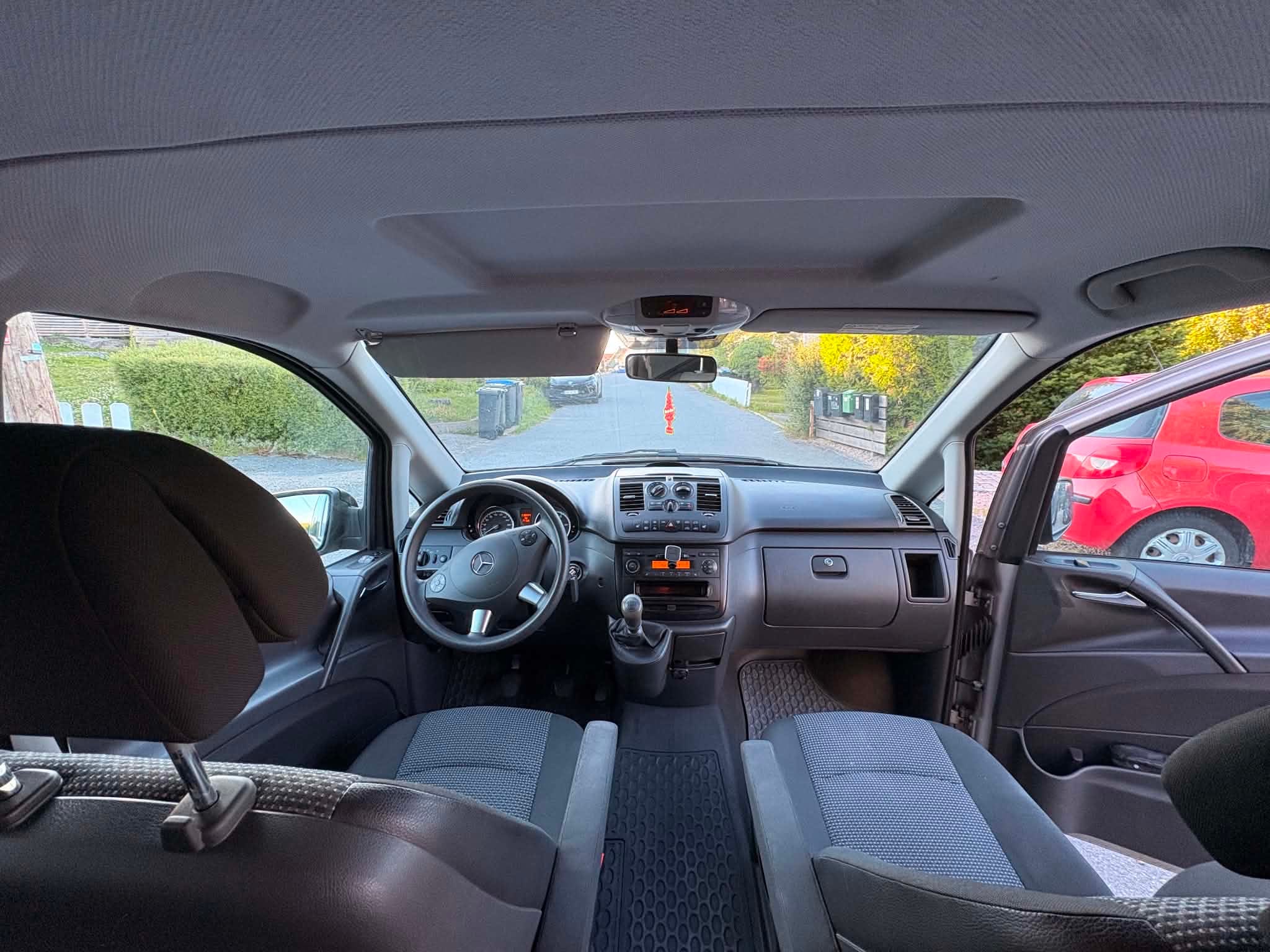 Mercedes-Benz Vito med Bluetooth audio