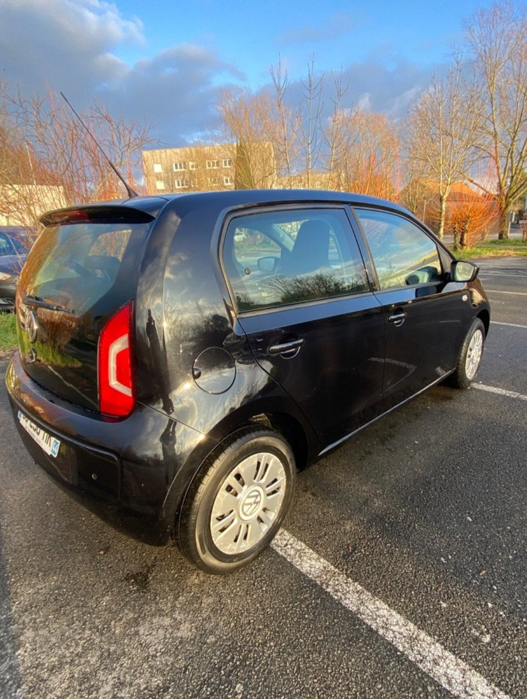 Volkswagen Up! 1.0L 75cv, 2013, Essence 98