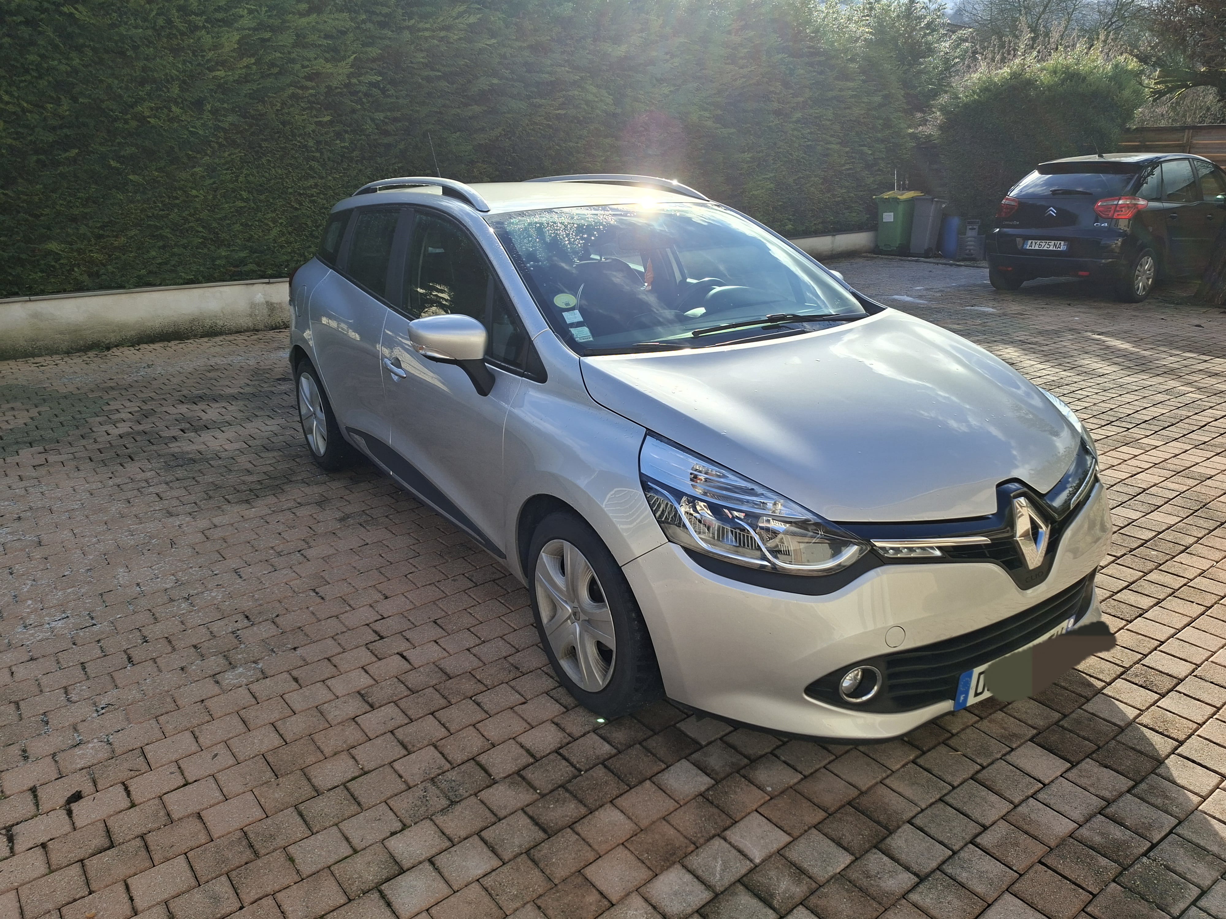 Renault Clio 1.5  90 cheveaux avec Audio Bluetooth