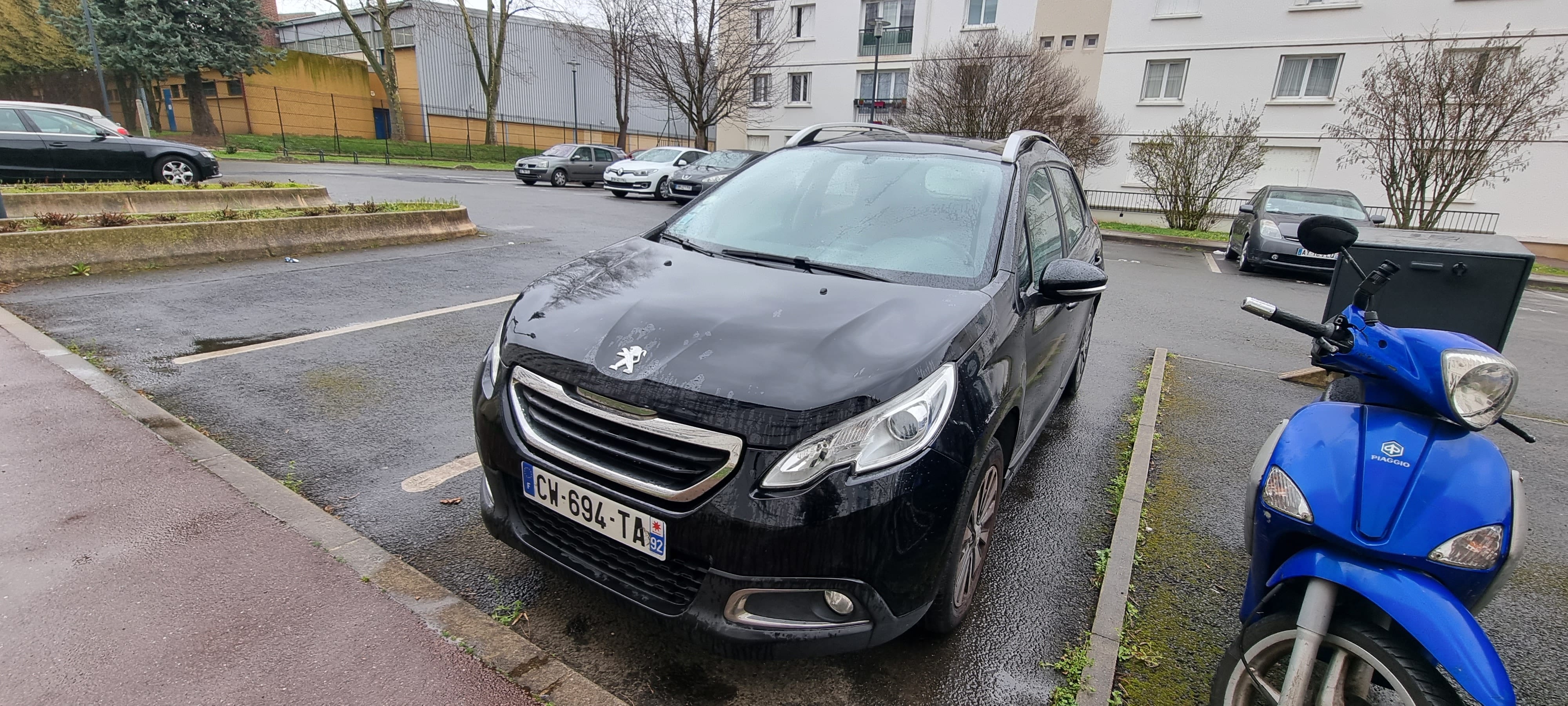 Peugeot 2008 1.6 HDI (Économique), 2013, Diesel, automatique