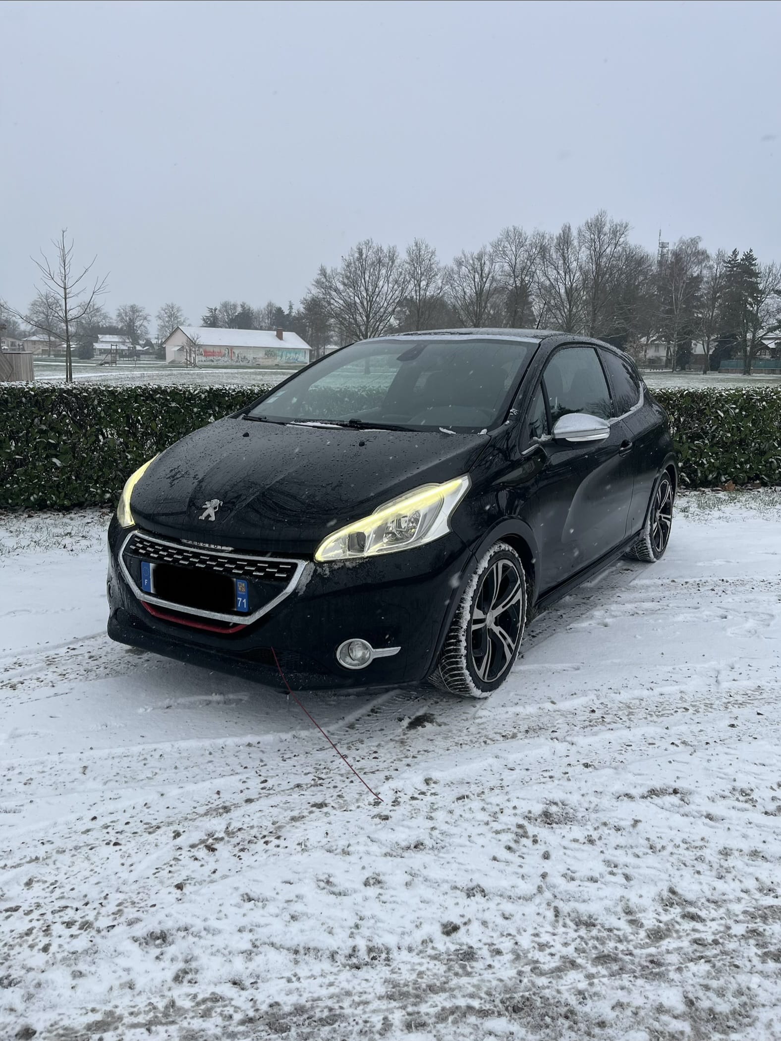 Peugeot 208 GTI 1.6 THP 200ch avec Audio Bluetooth