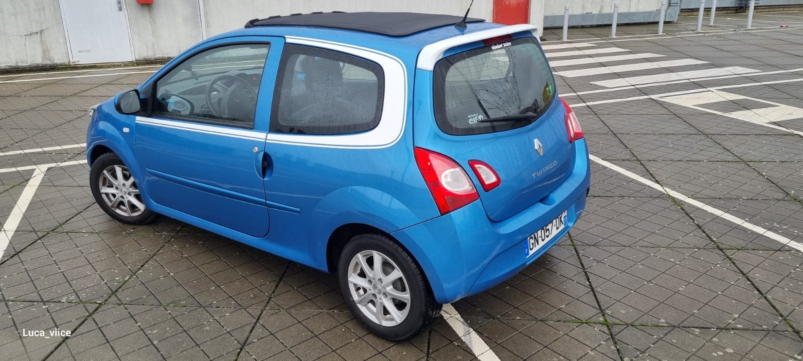 Renault Twingo II 1,2 ESSENCE avec Régulateur de vitesse