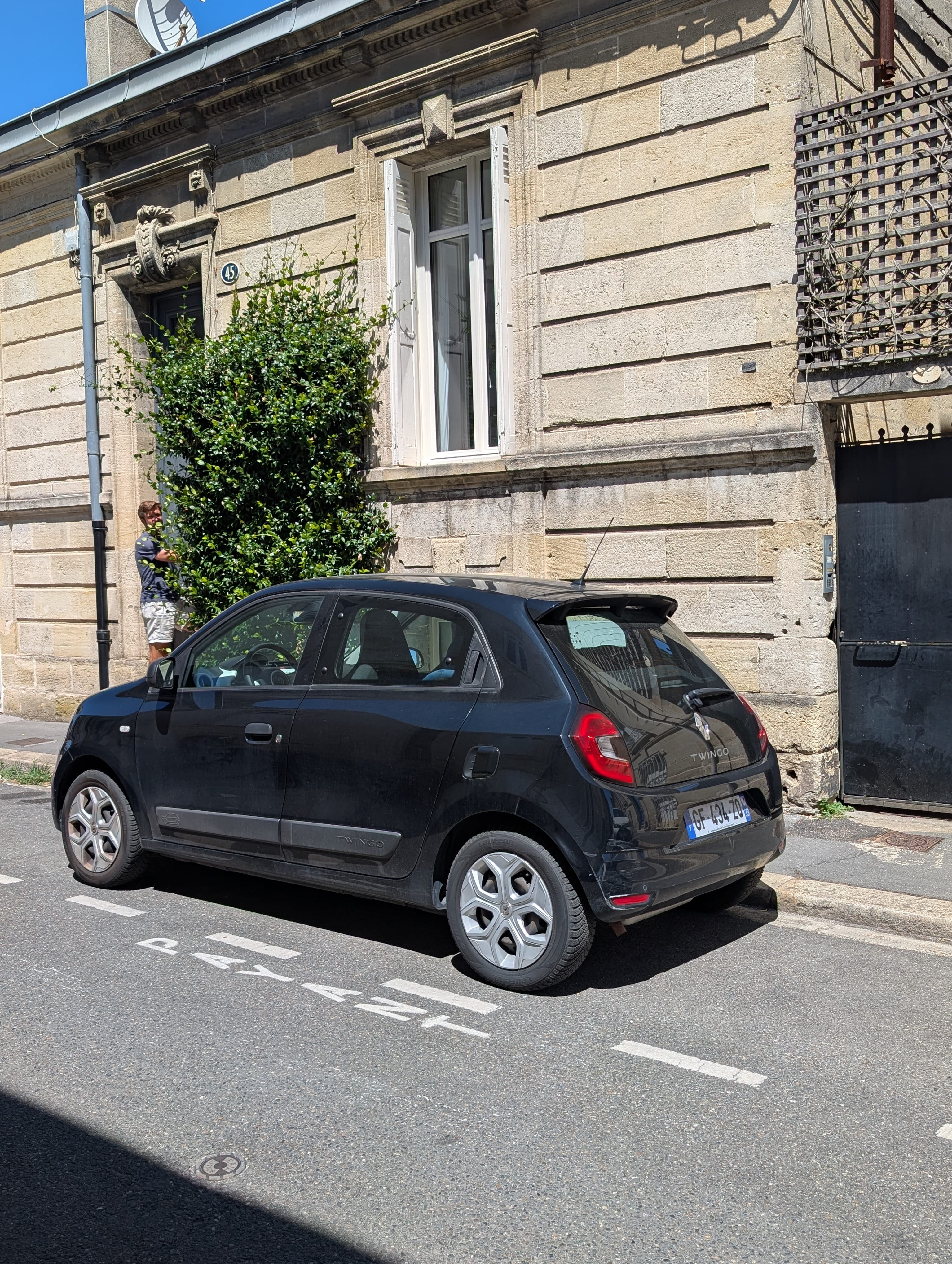Renault Twingo mit Kindersitz