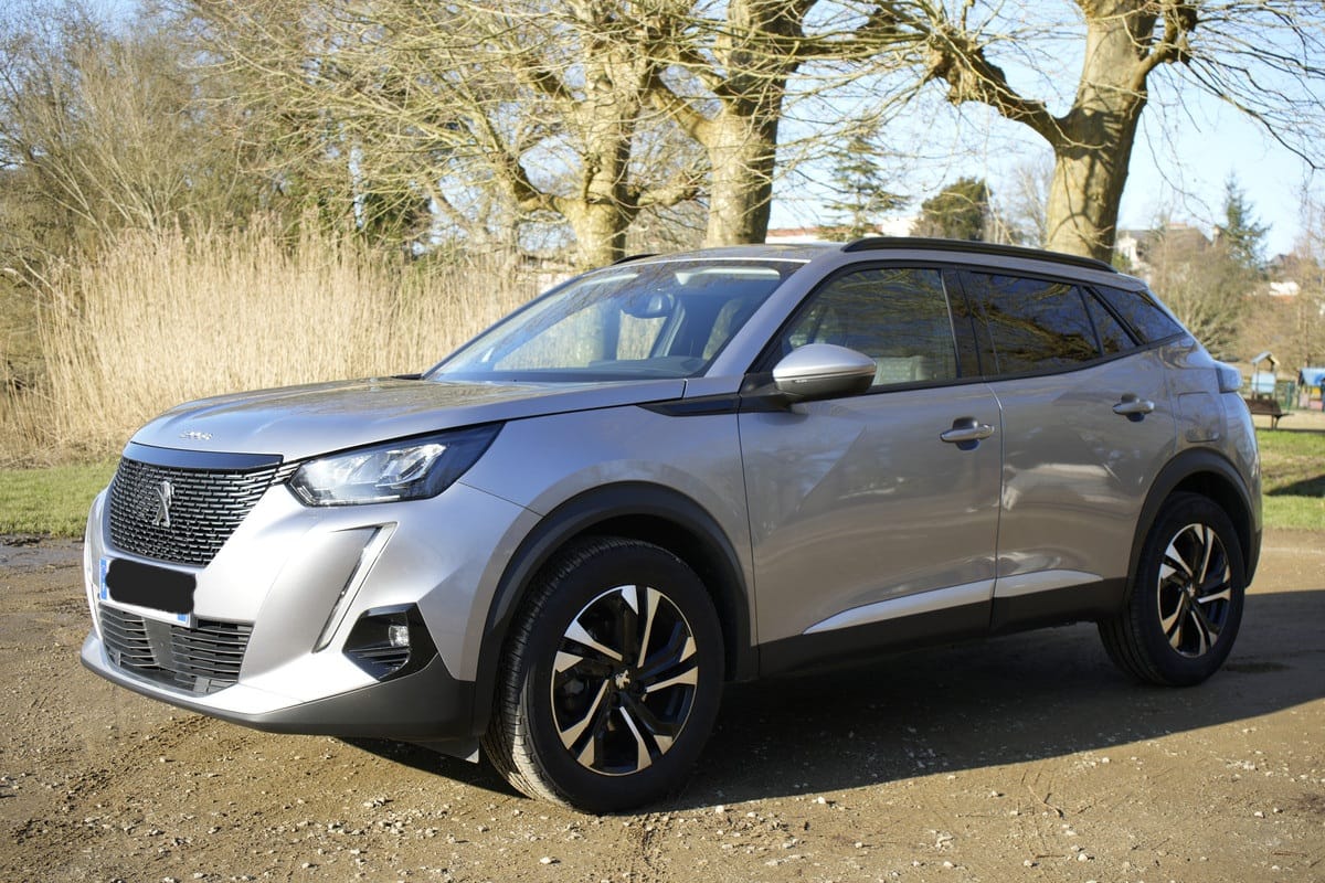Peugeot 2008, 2021, Essence 98, automatique