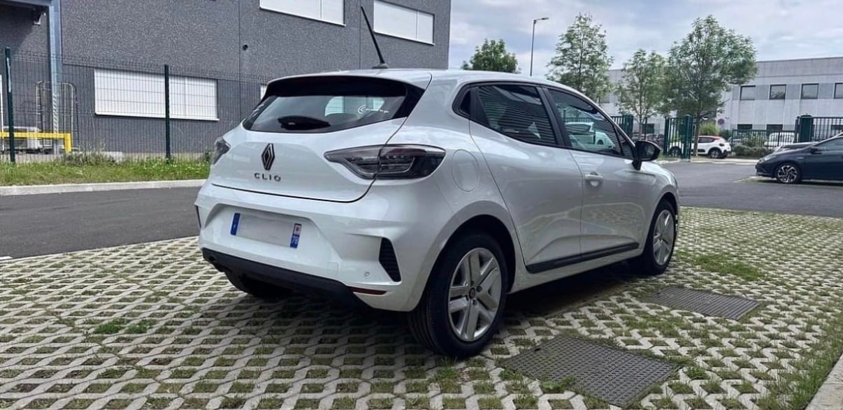Renault Clio con Aire acondicionado